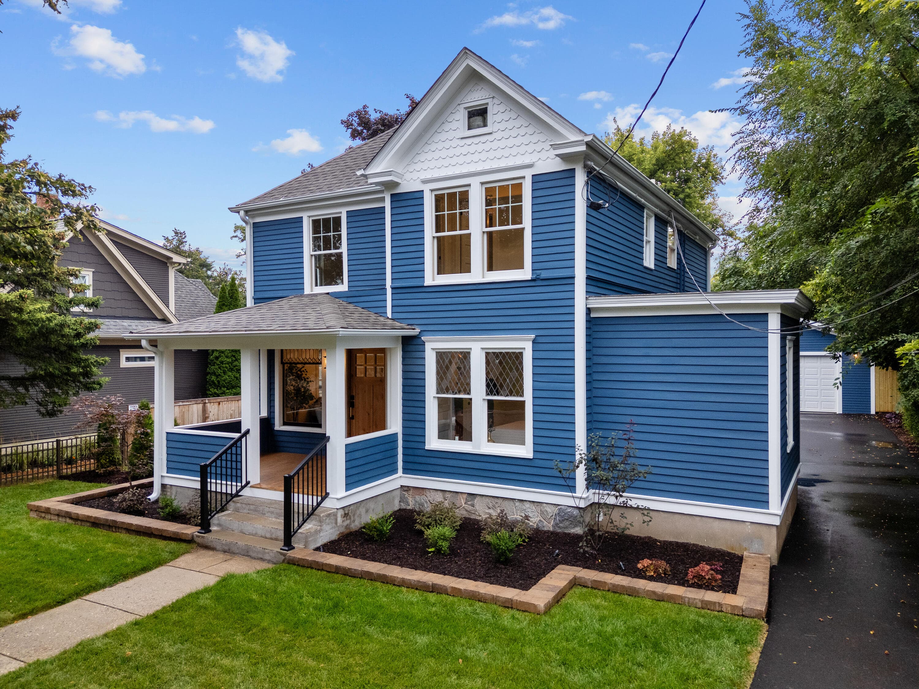 1332 Dodge St, Lake Geneva, Wisconsin, 53147