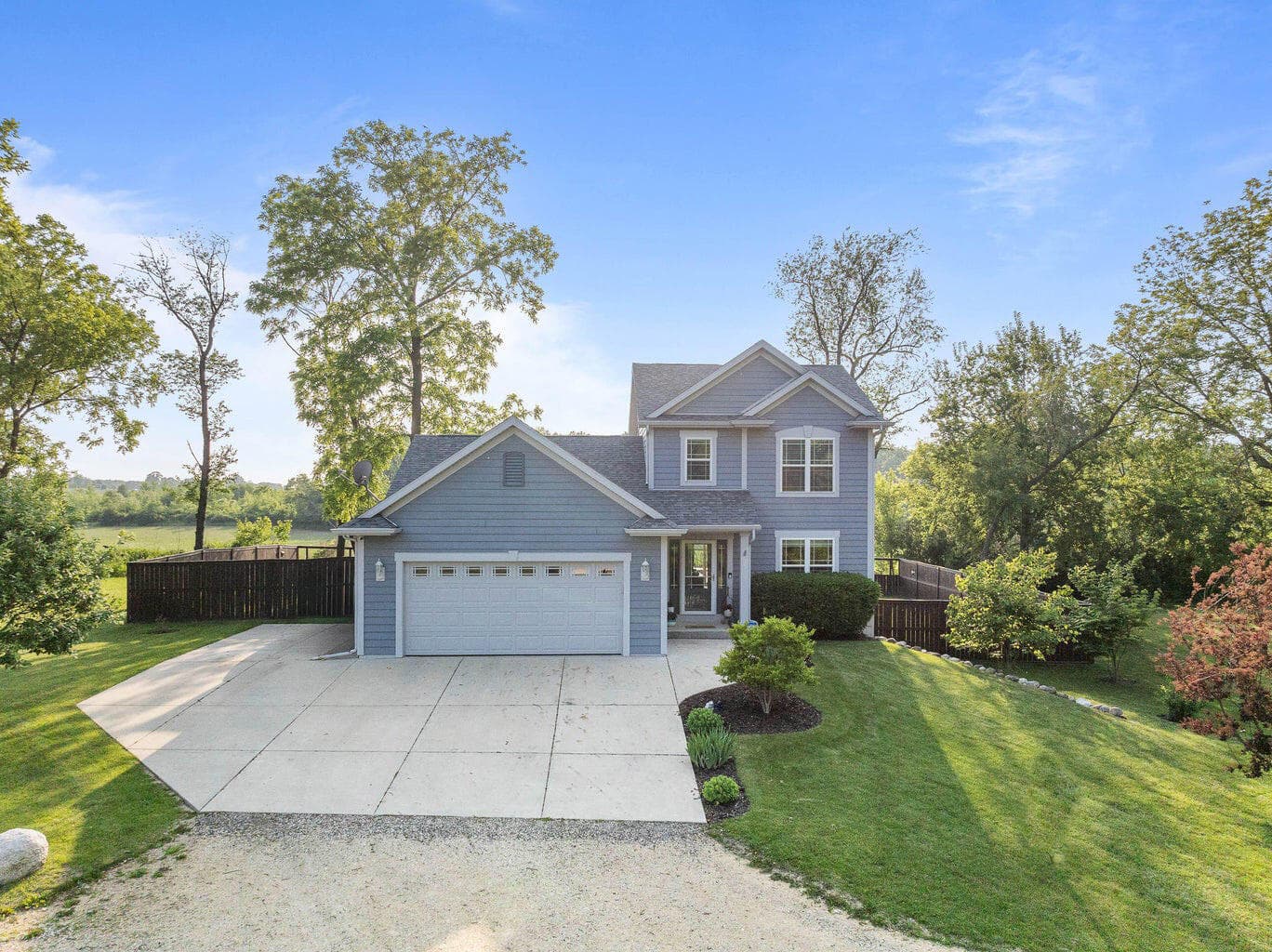 N2409 Laura St, Walworth, Wisconsin