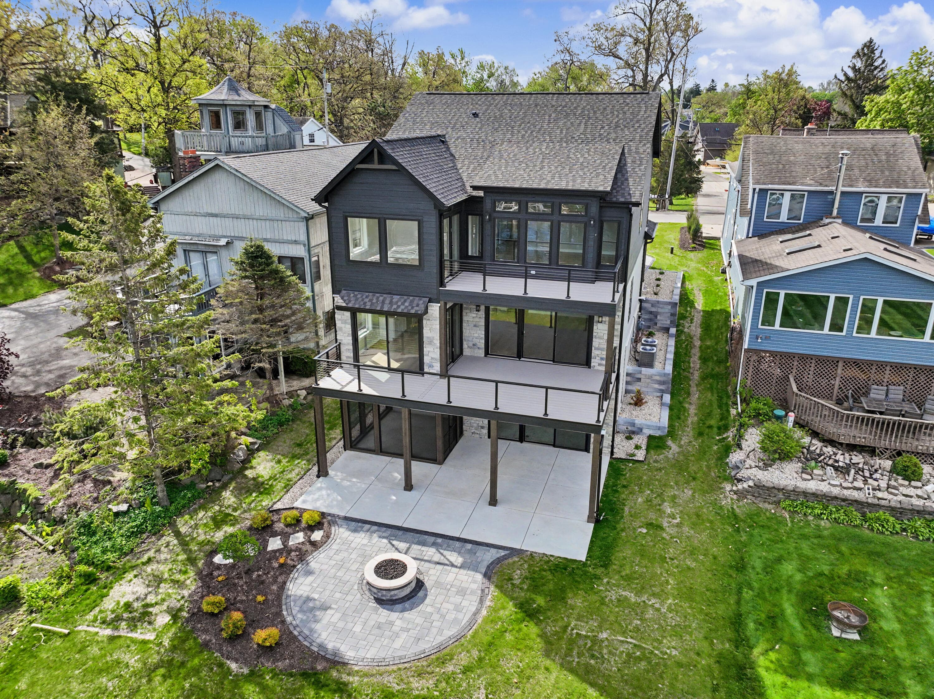 30248 Forest Dr, Burlington, Wisconsin