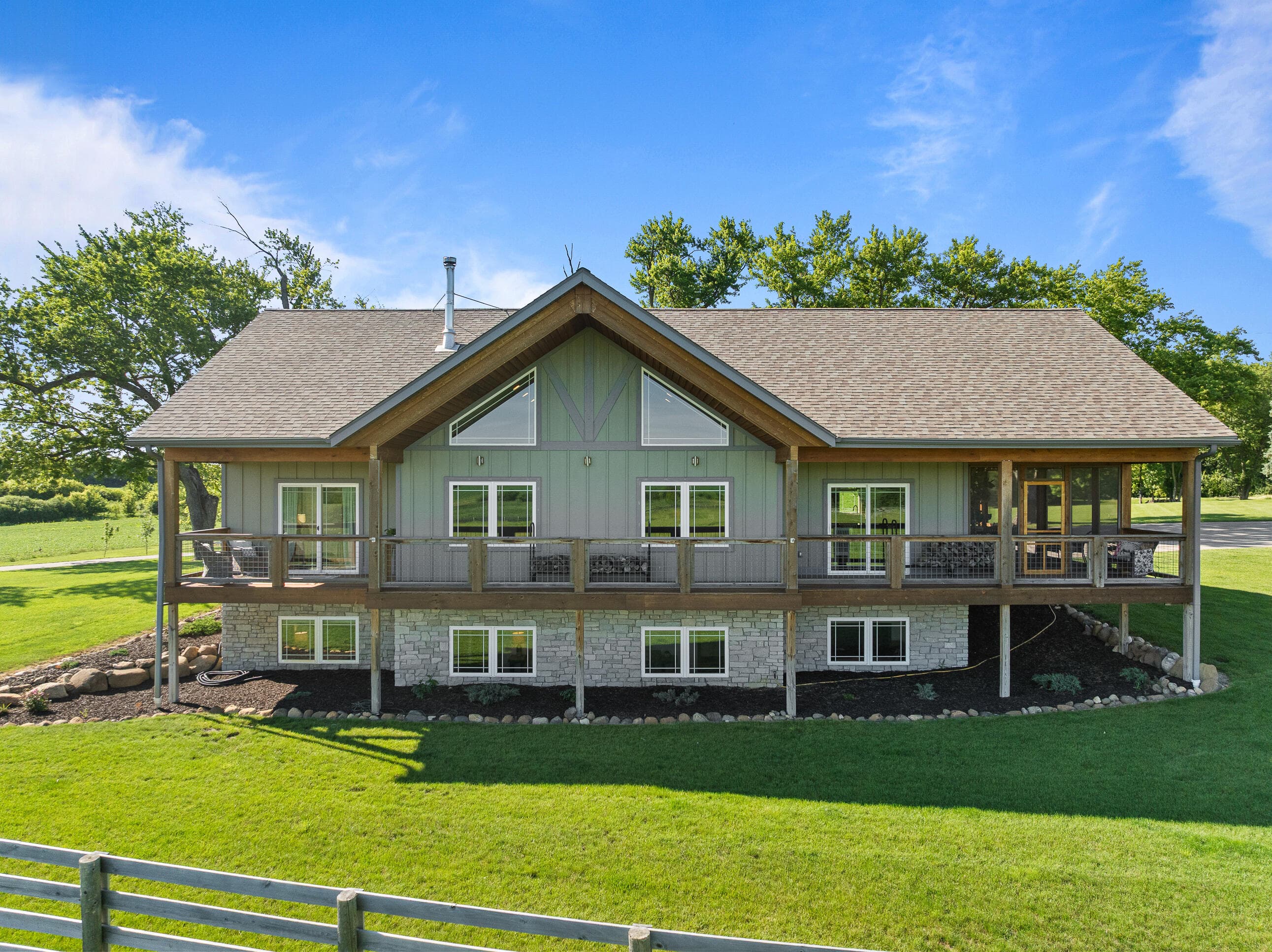 29224 Mt Tom Rd, Burlington, Wisconsin