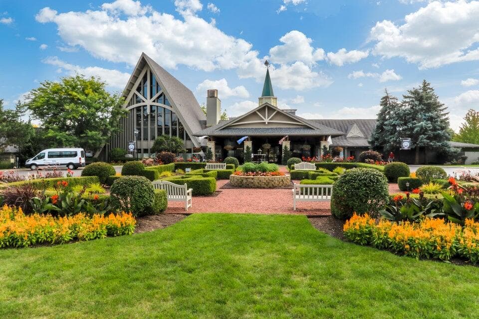 269 Fontana Blvd, Fontana, Wisconsin
