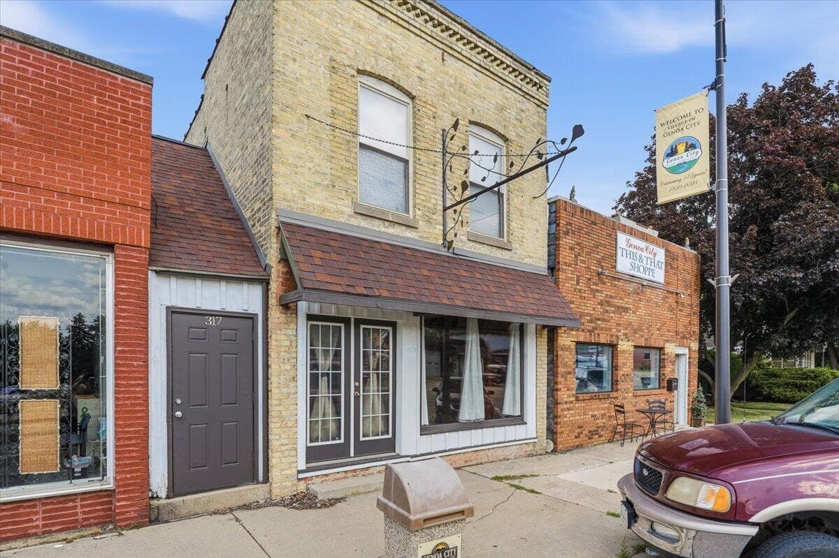 315 Freeman St, Genoa City, Wisconsin