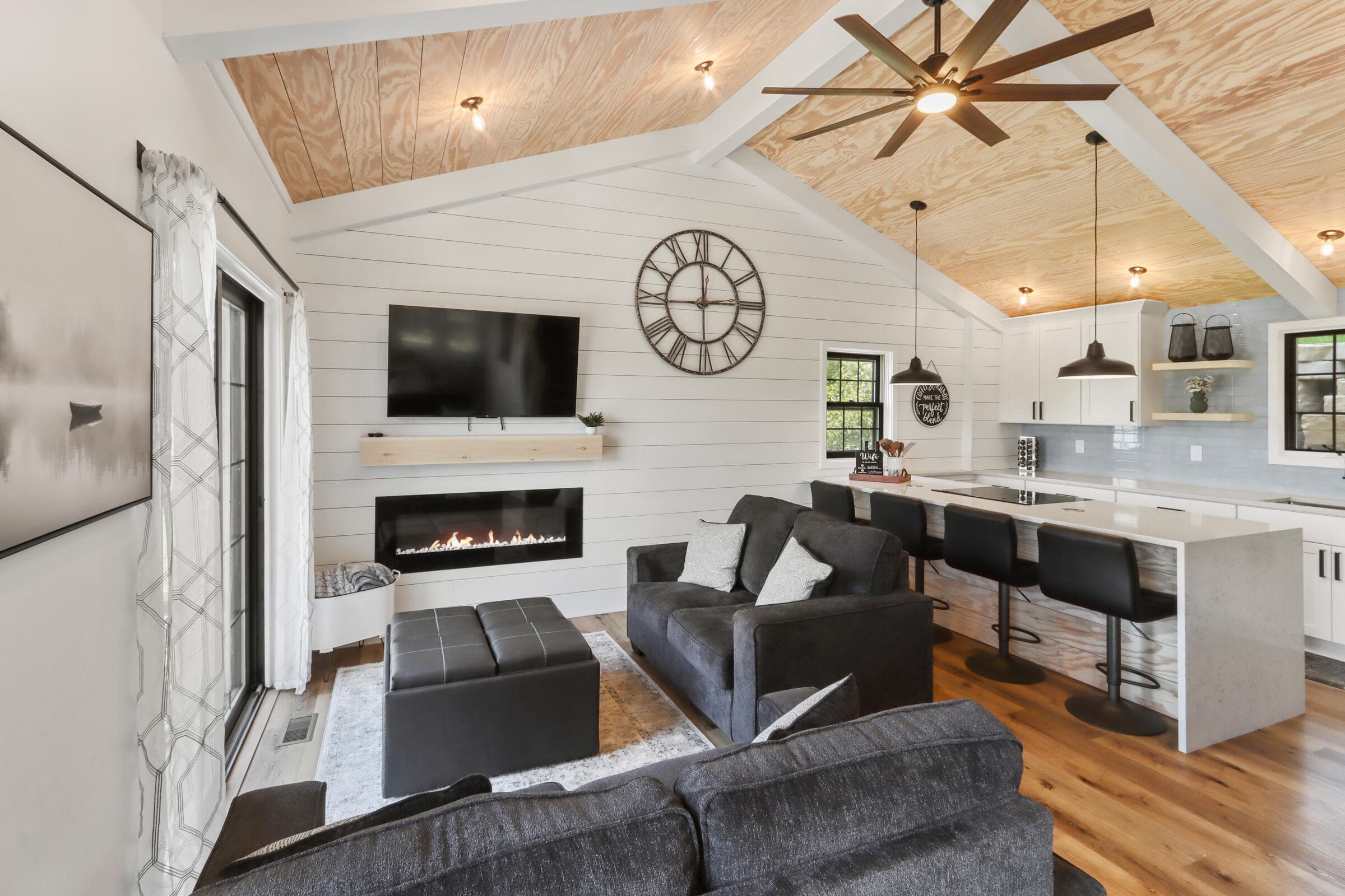W2186 Wilmers Grove Rd, East Troy, Wisconsin