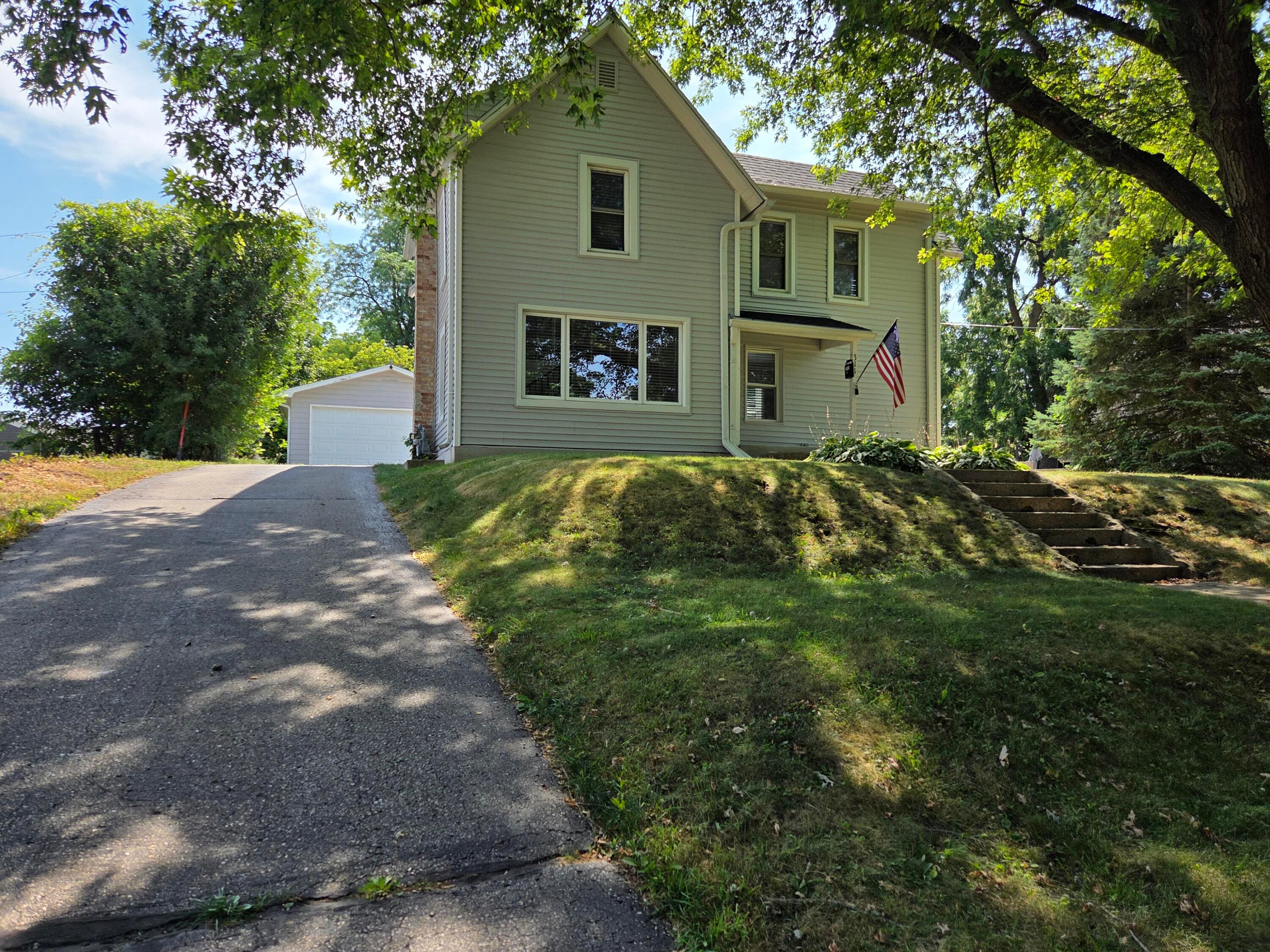 311 N Eighth St, Delavan, Wisconsin
