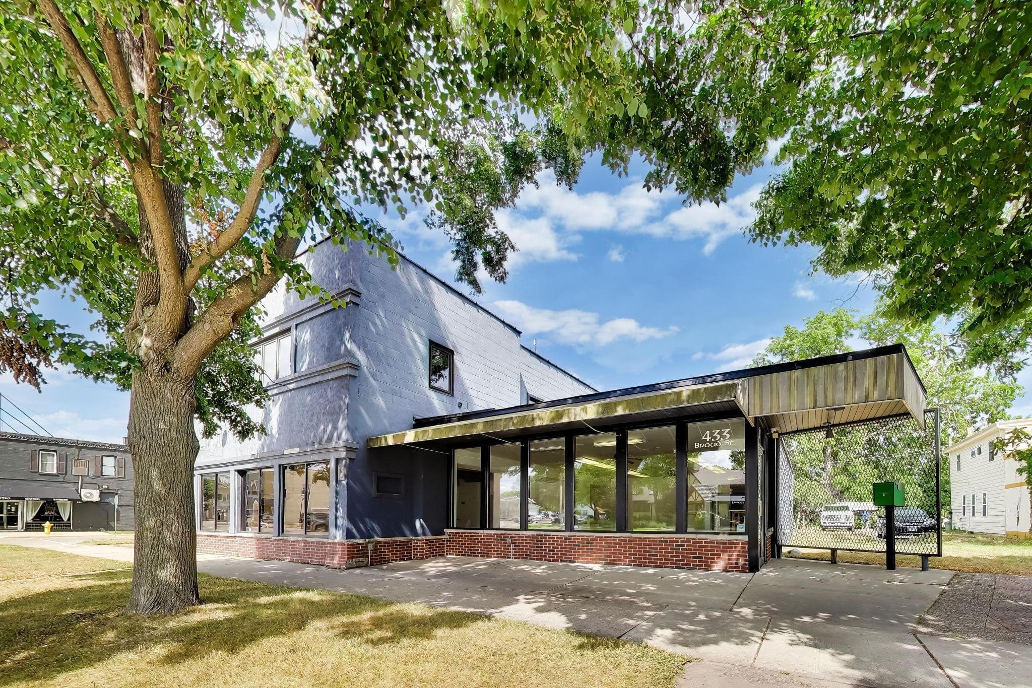 431 Broad St, Lake Geneva, Wisconsin