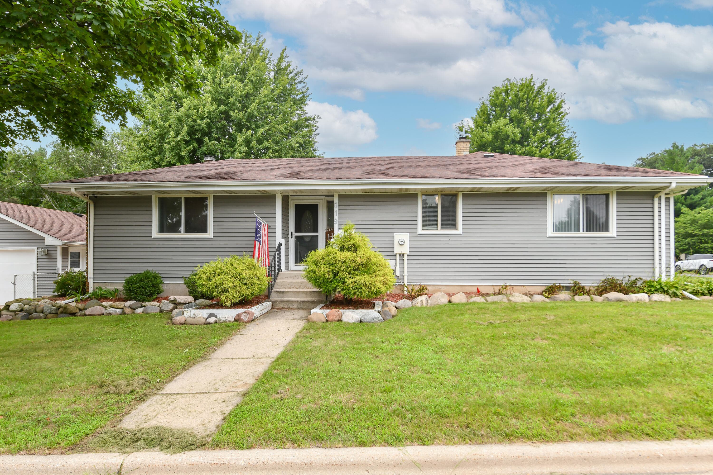 619 Phoenix St, Delavan, Wisconsin