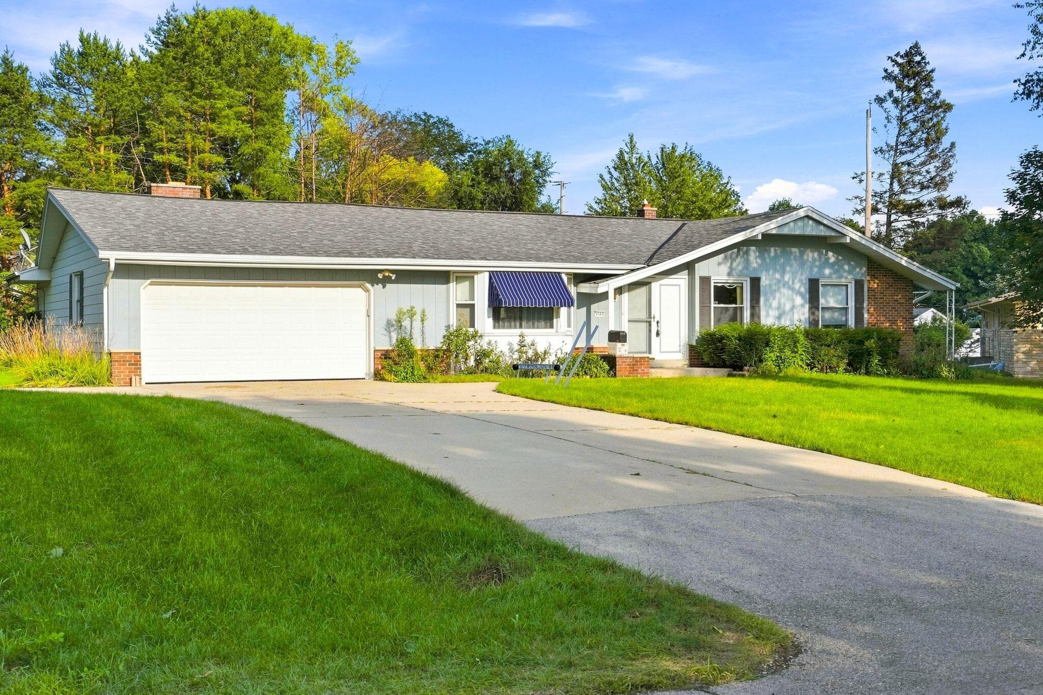 4560 Imperial Dr, Brookfield, Wisconsin