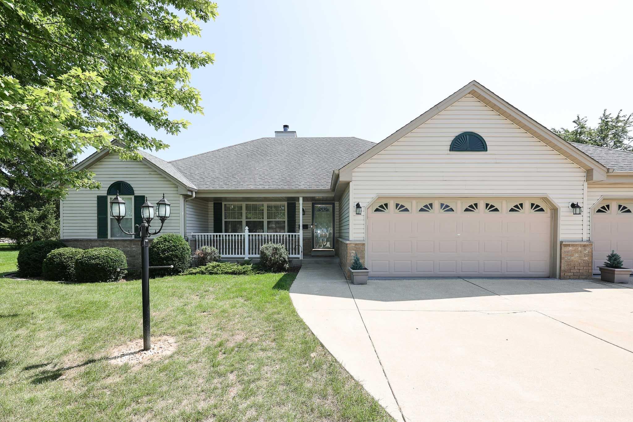6652 S Scenic Ct, Franklin, Wisconsin