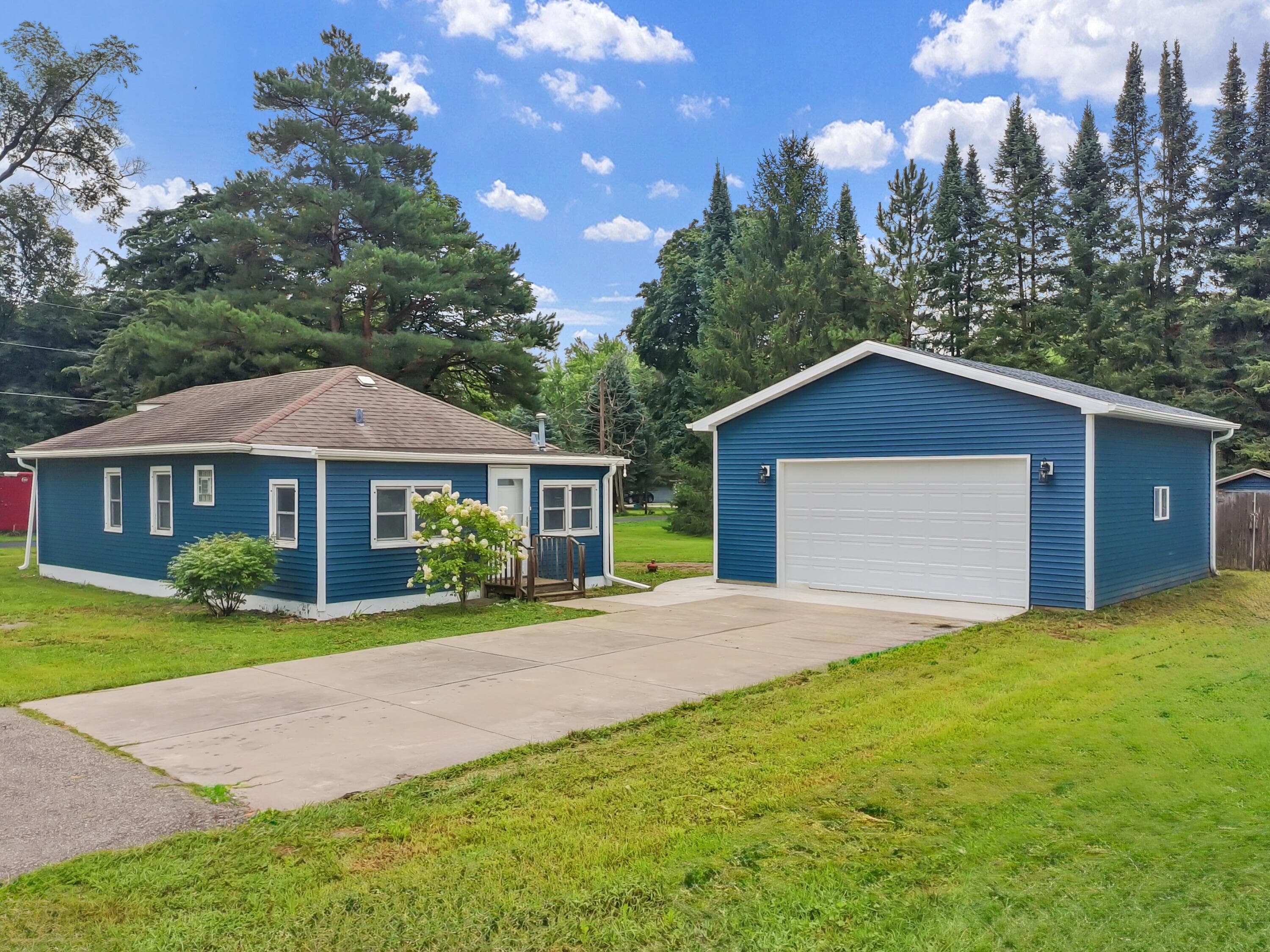 N1461 Jasmine Dr, Bloomfield, Wisconsin