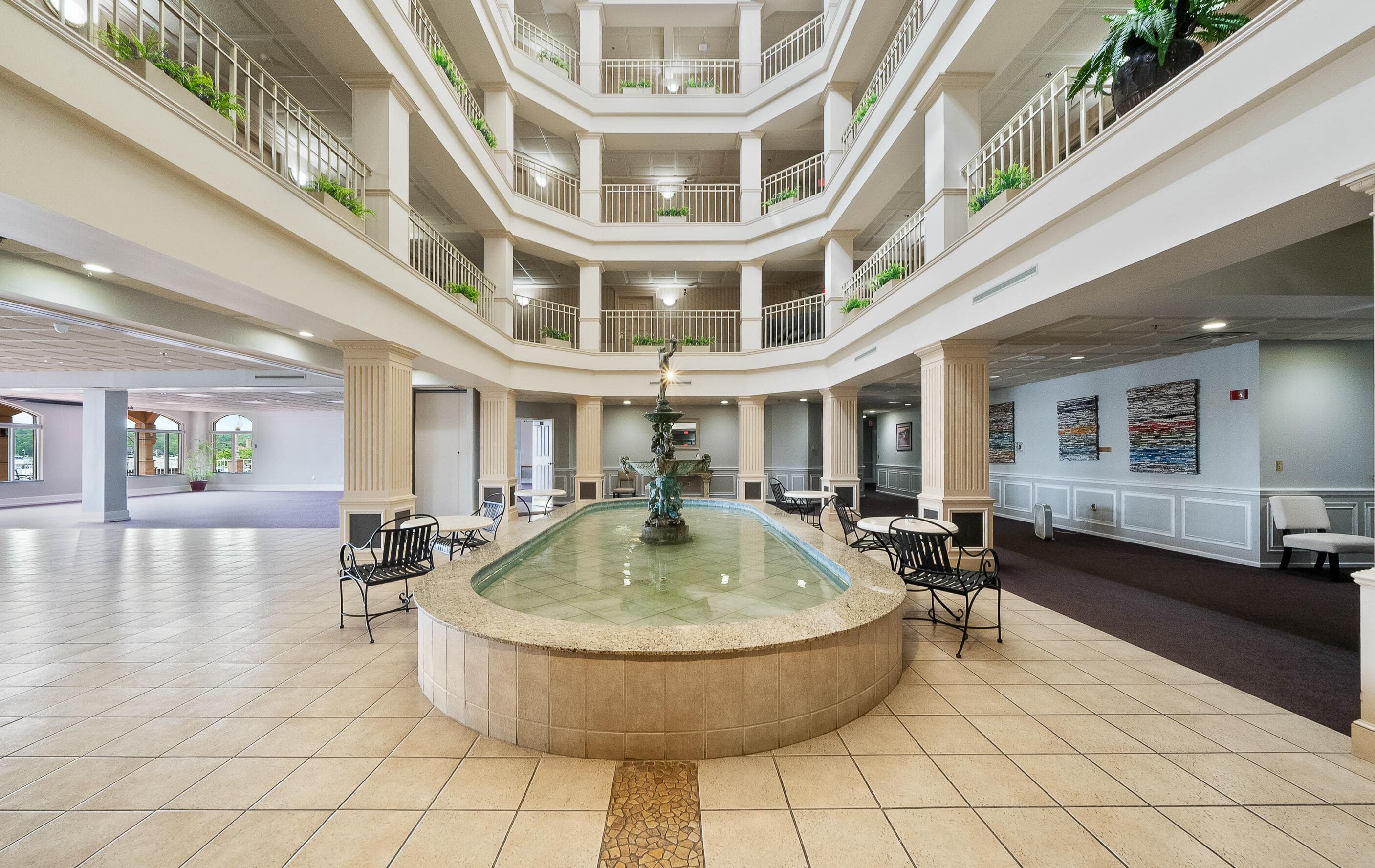 335 Wrigley Dr, Lake Geneva, Wisconsin