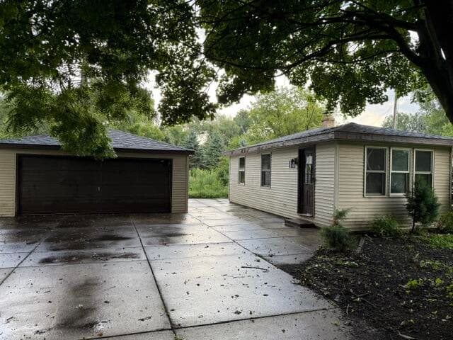 7105 Old Spring St, Mount Pleasant, Wisconsin