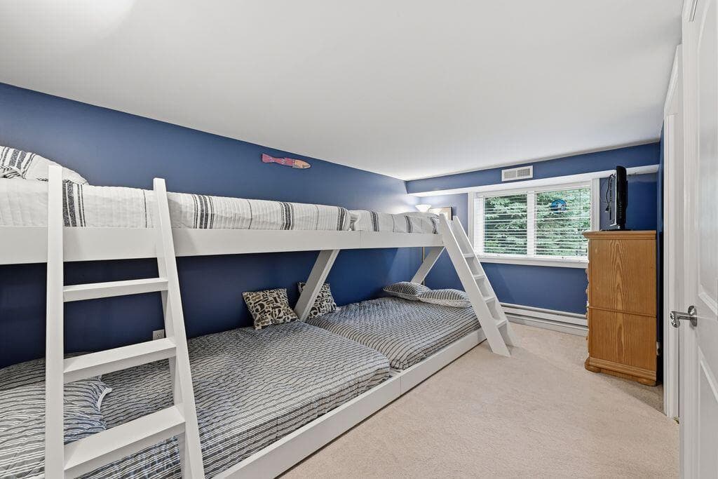 Photo 34