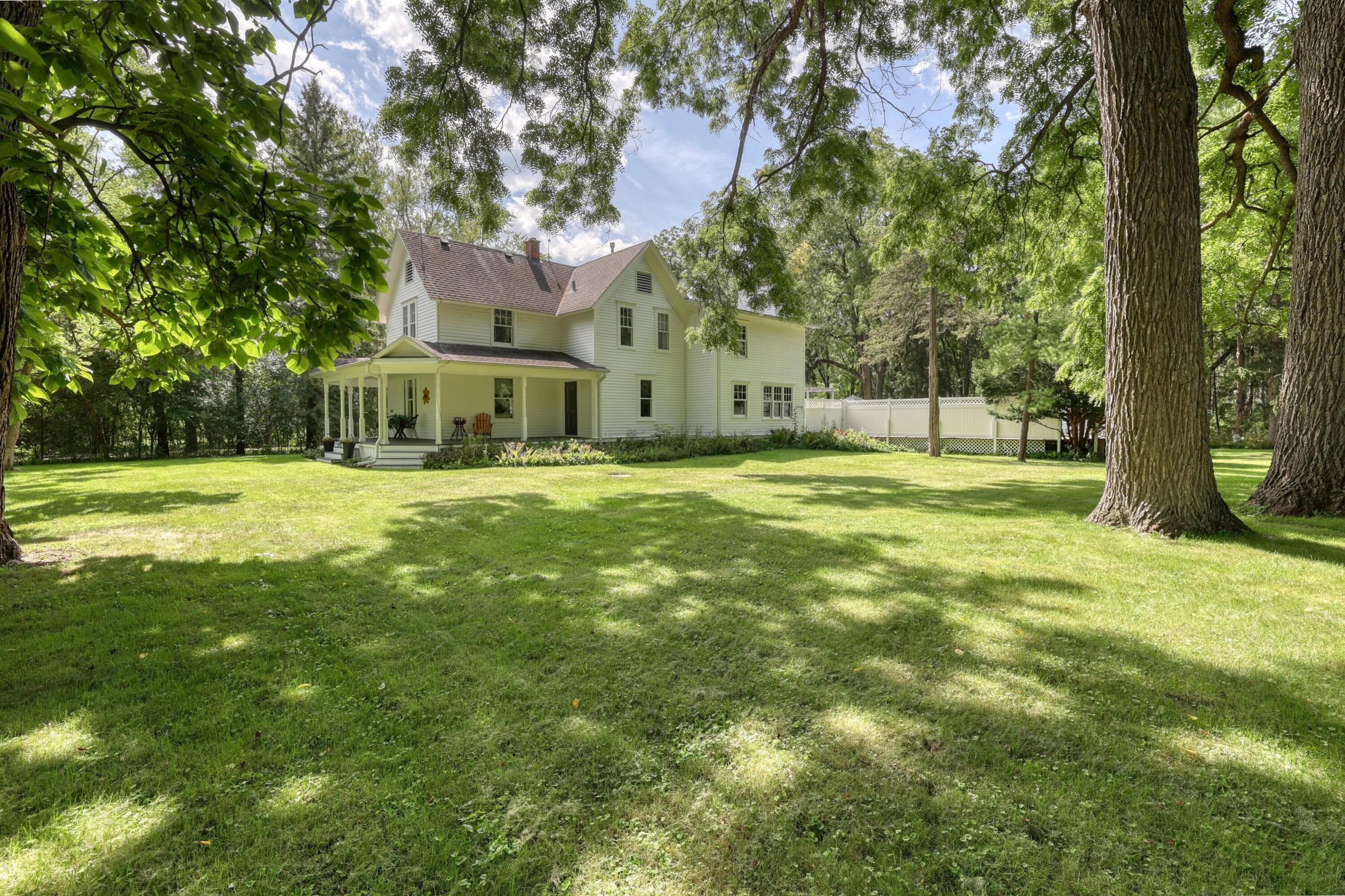 2831 Highway 83, Delafield, Wisconsin
