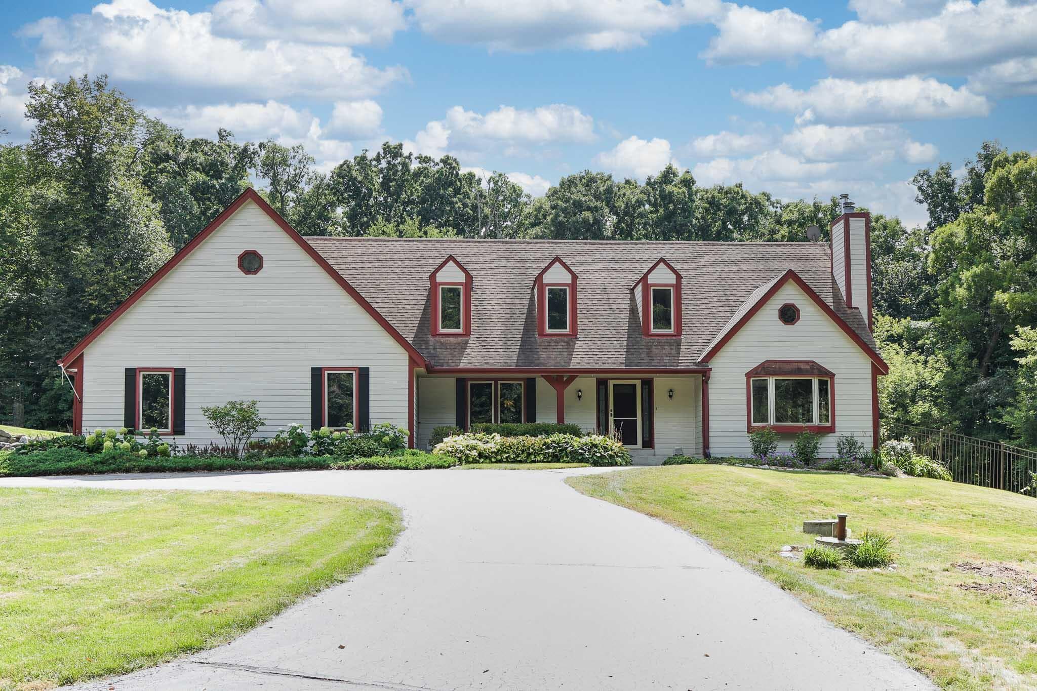 16995 W Small Rd, New Berlin, Wisconsin