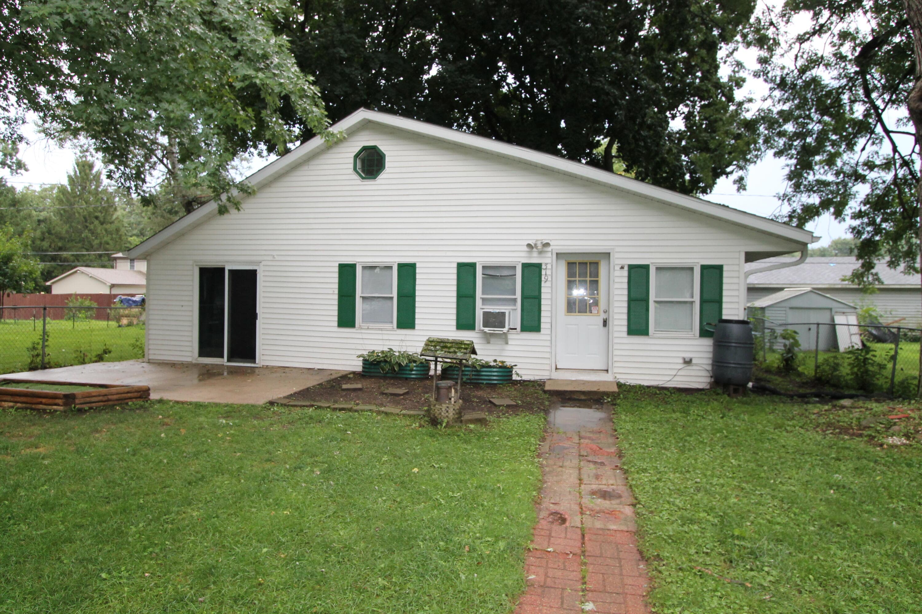 319 First St, Delavan, Wisconsin