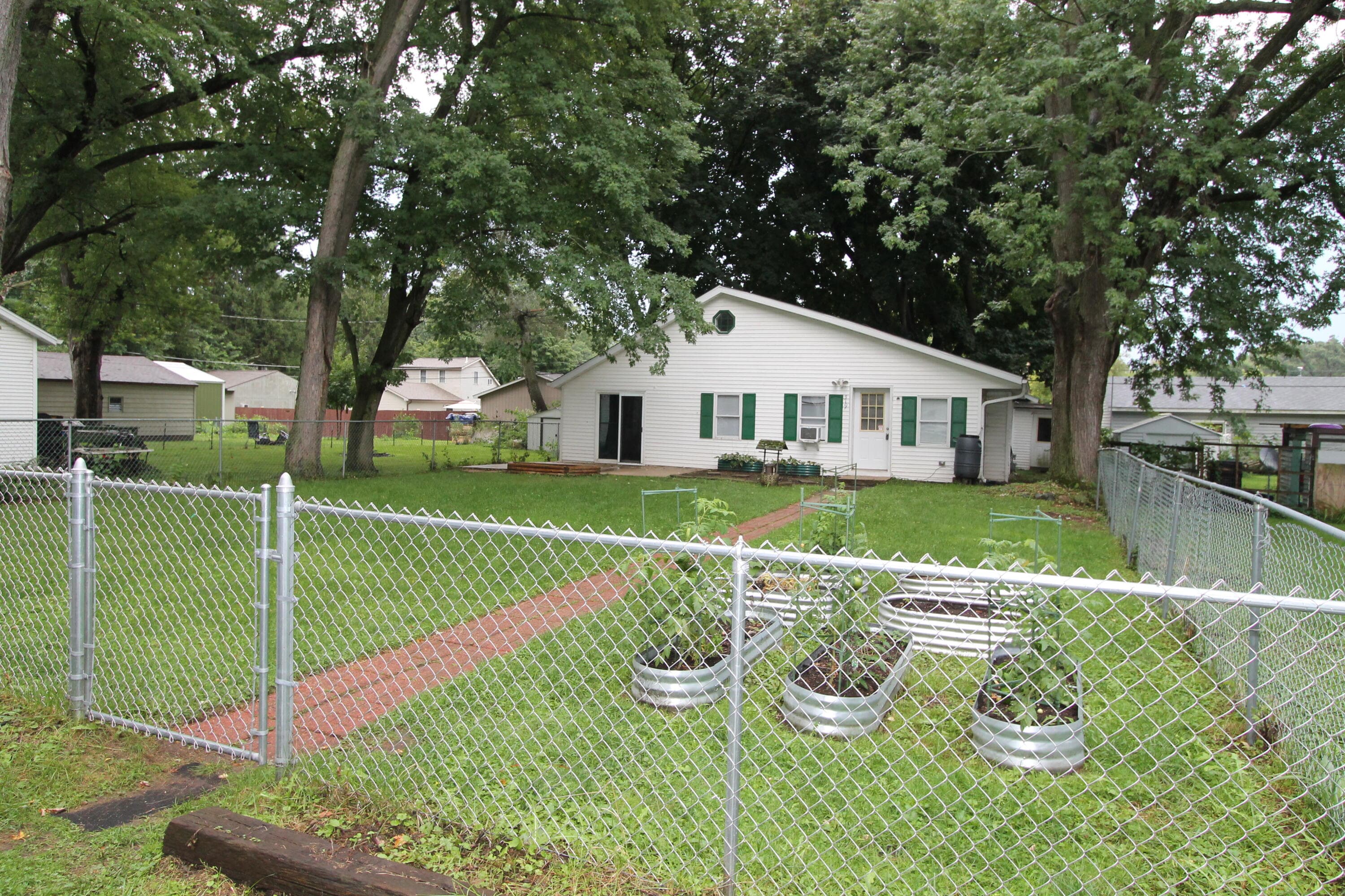 Photo 25