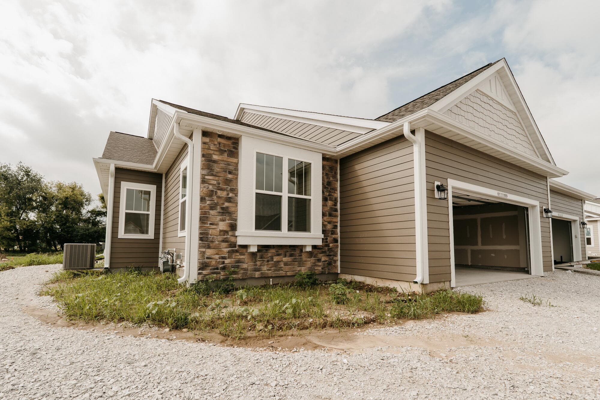 N17W29579 Caldicot Cir N, Delafield, Wisconsin, 53072