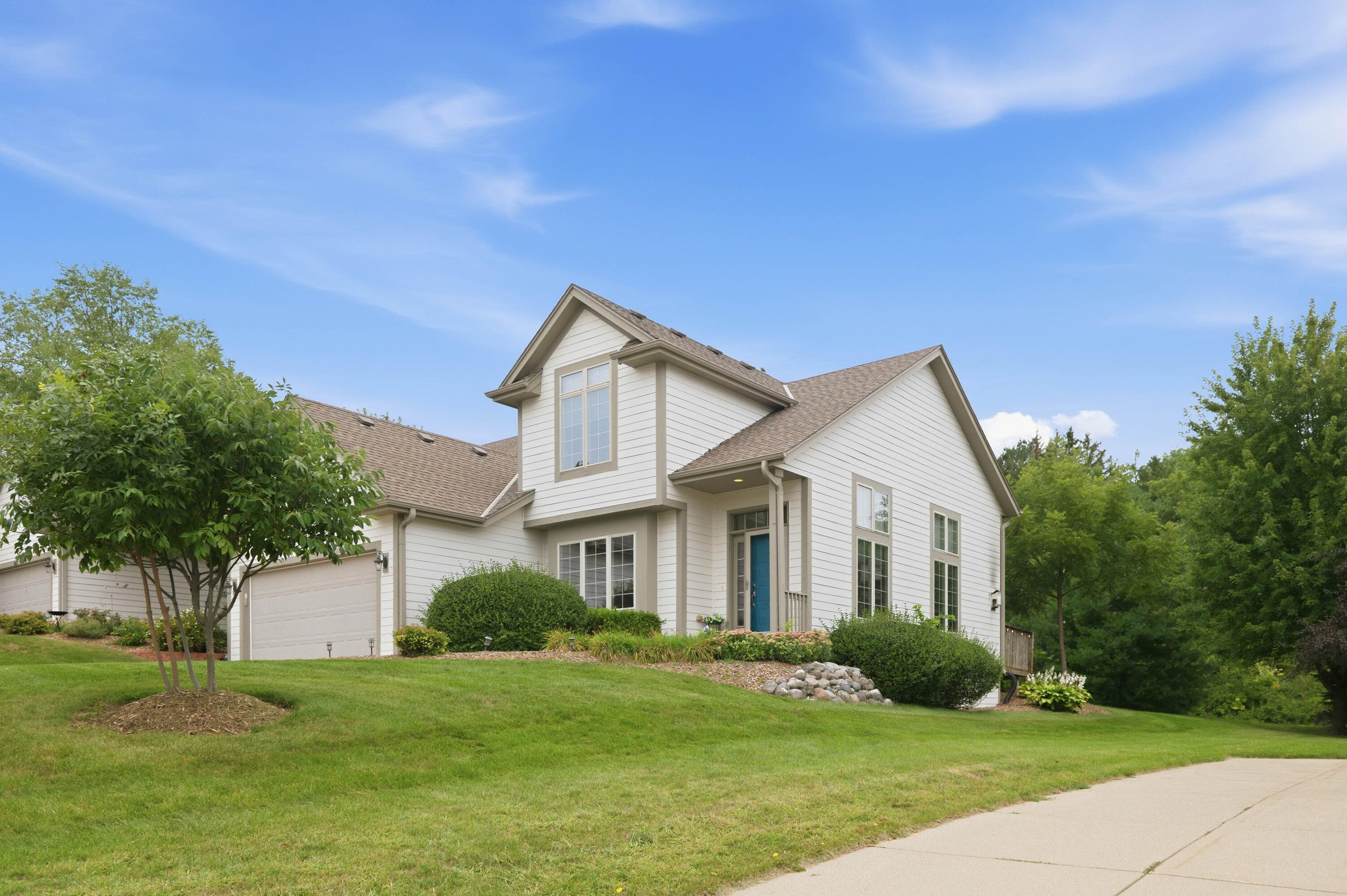 3610 Oak Valley Ln, Waukesha, Wisconsin, 53188
