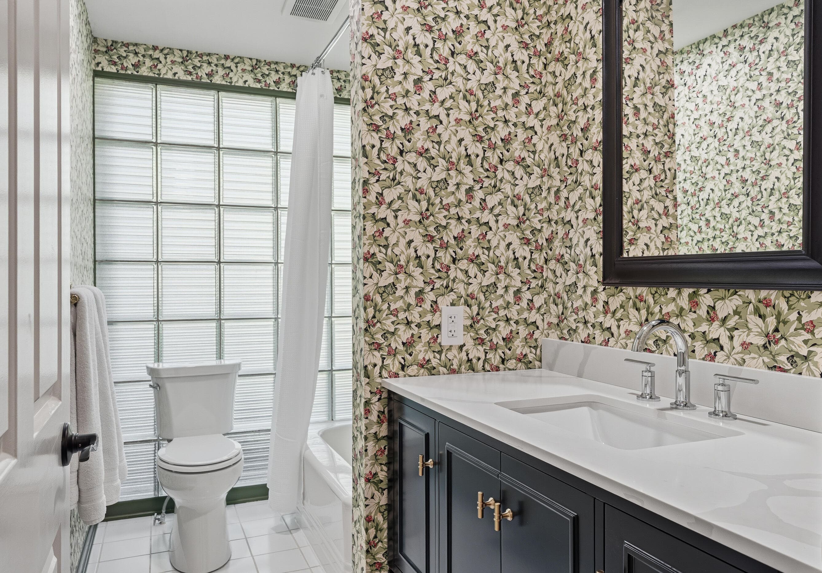 Photo 77