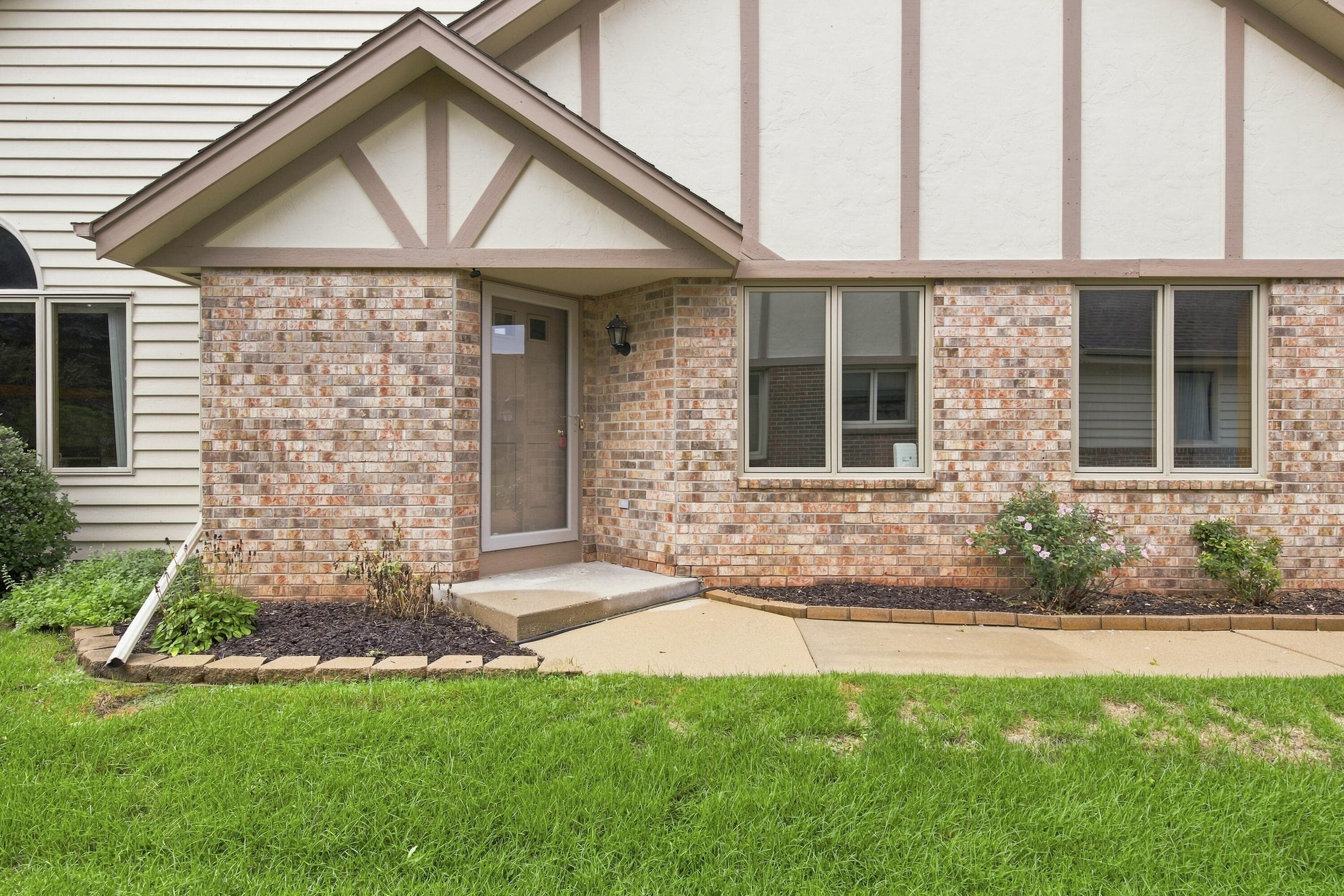N34W23895 Grace Ave, Pewaukee, Wisconsin, 53072