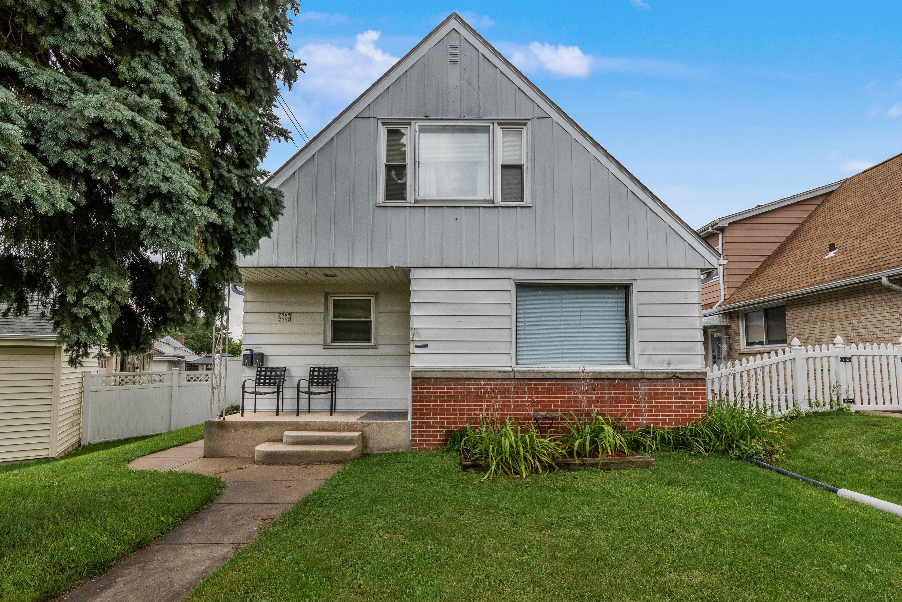 2567 S 60th St, West Allis, Wisconsin, 53219