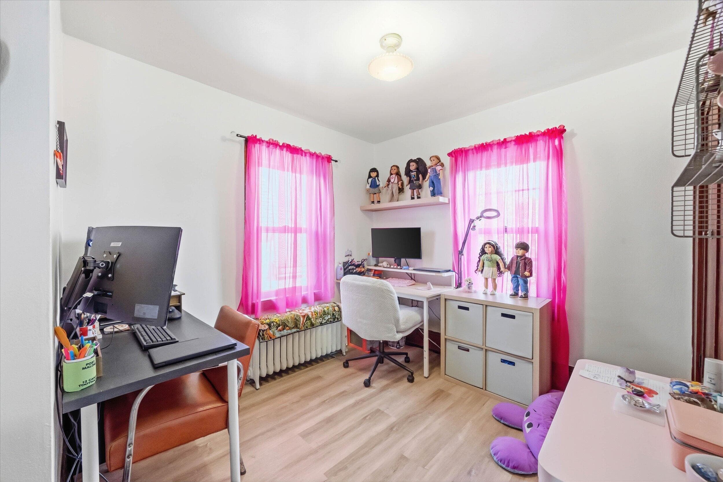 Photo 18