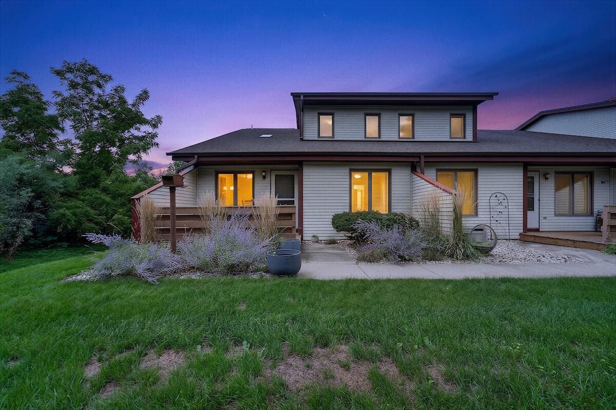 3723 Cheyenne Ct, Caledonia, Wisconsin