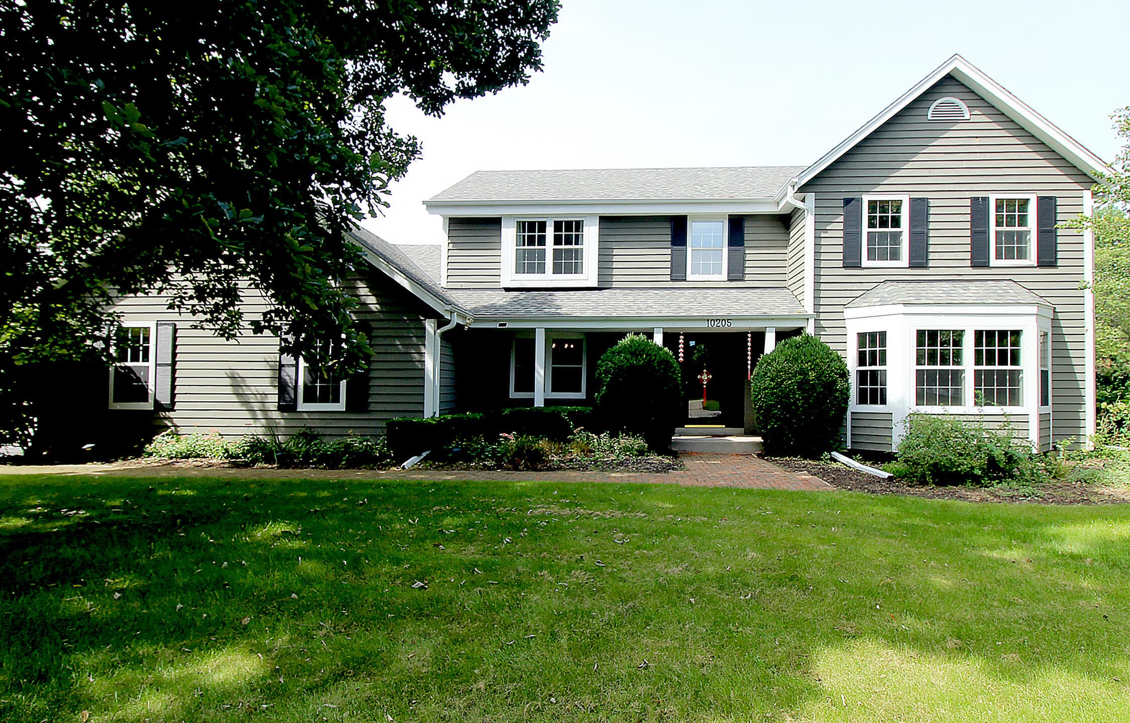 10205 N Kenilworth Cir, Mequon, Wisconsin, 53092