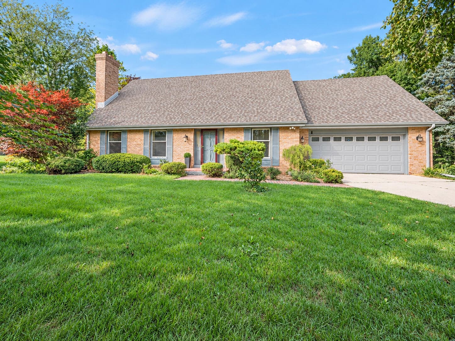 1530 W Zedler Ln, Mequon, Wisconsin, 53092