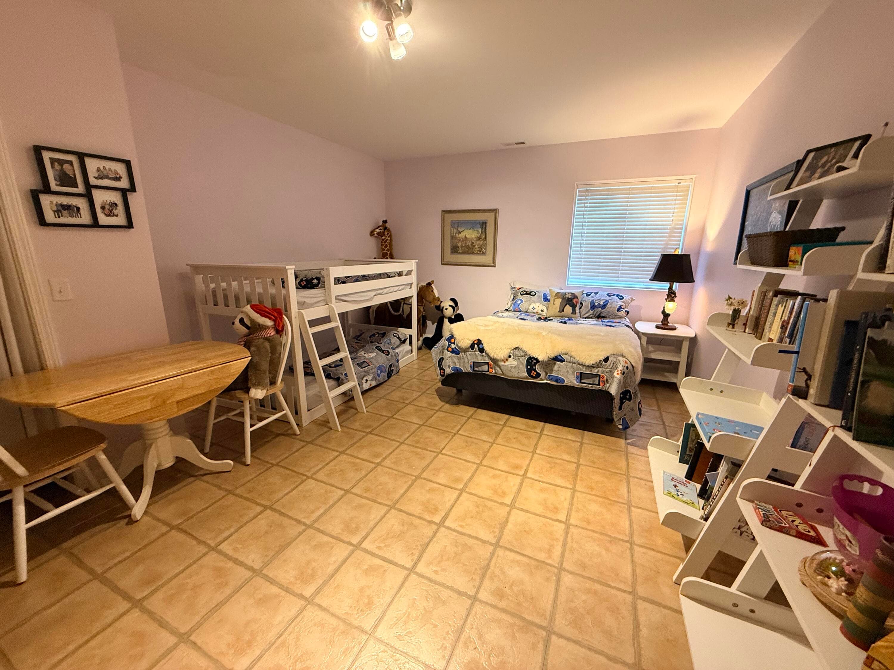 Photo 10