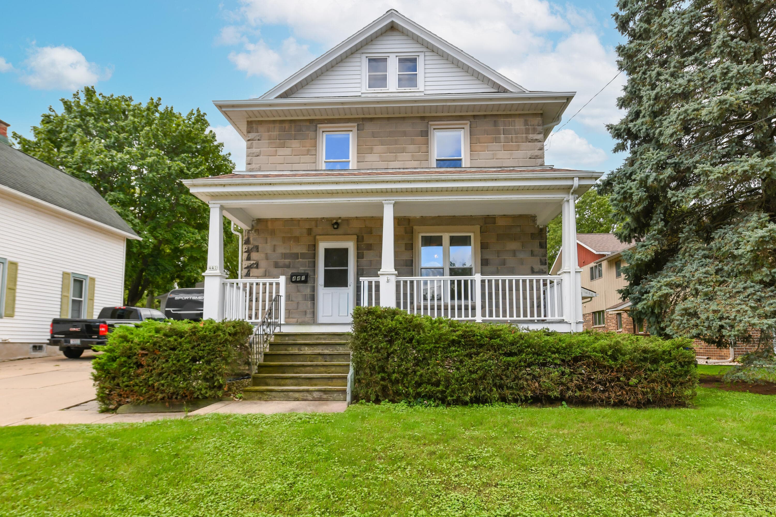 441 W Chestnut St, Burlington, Wisconsin, 53105