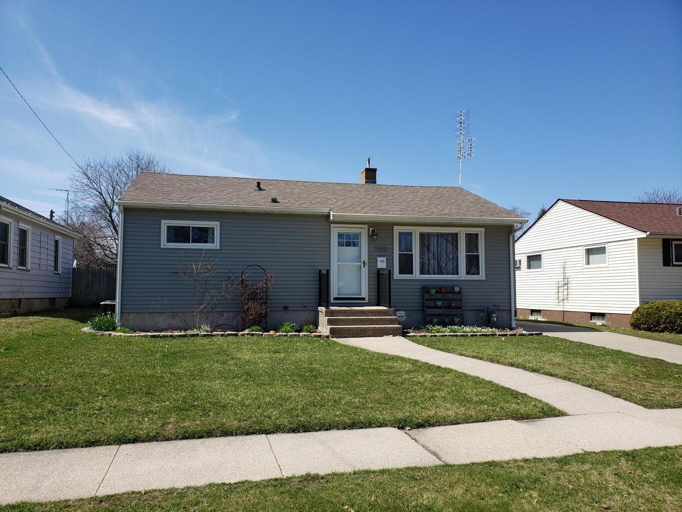 7928 42nd Ave, Kenosha, Wisconsin, 53142