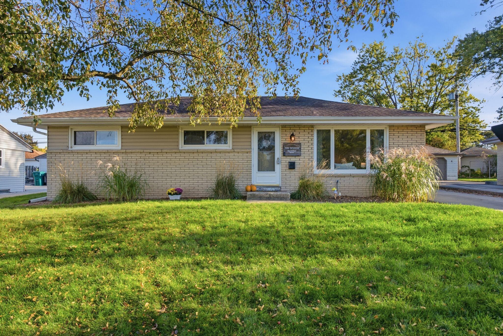 N85W15153 Macarthur Dr, Menomonee Falls, Wisconsin, 53051