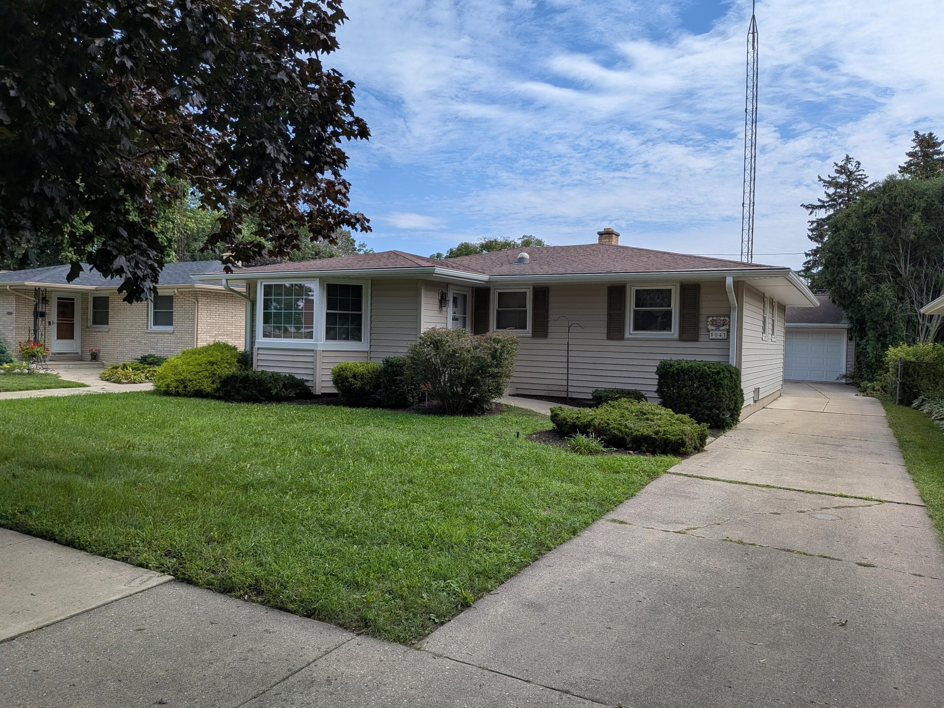 8041 19th Ave, Kenosha, Wisconsin, 53143