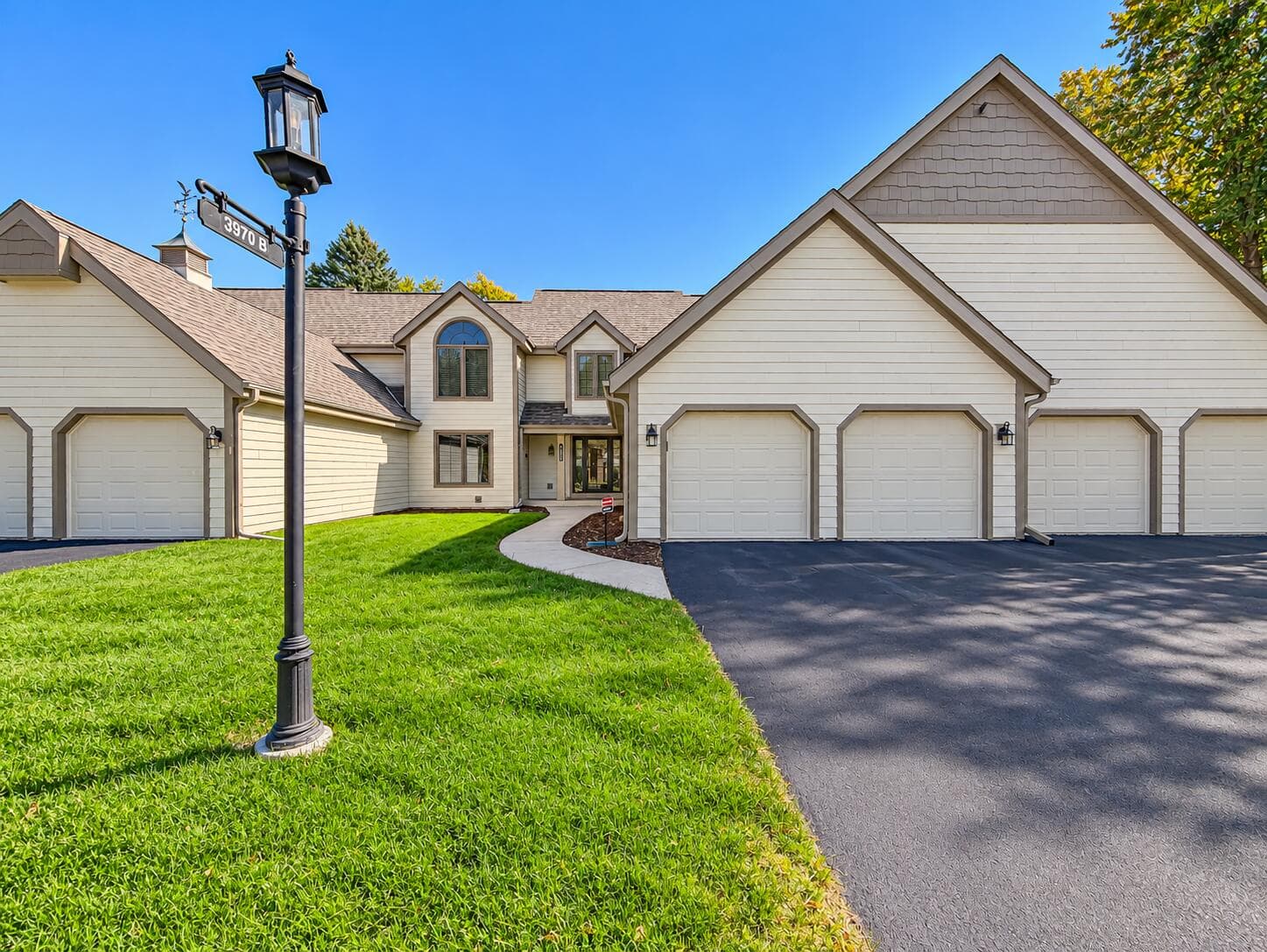 3970 St Andrew Ct, Brookfield, Wisconsin, 53045
