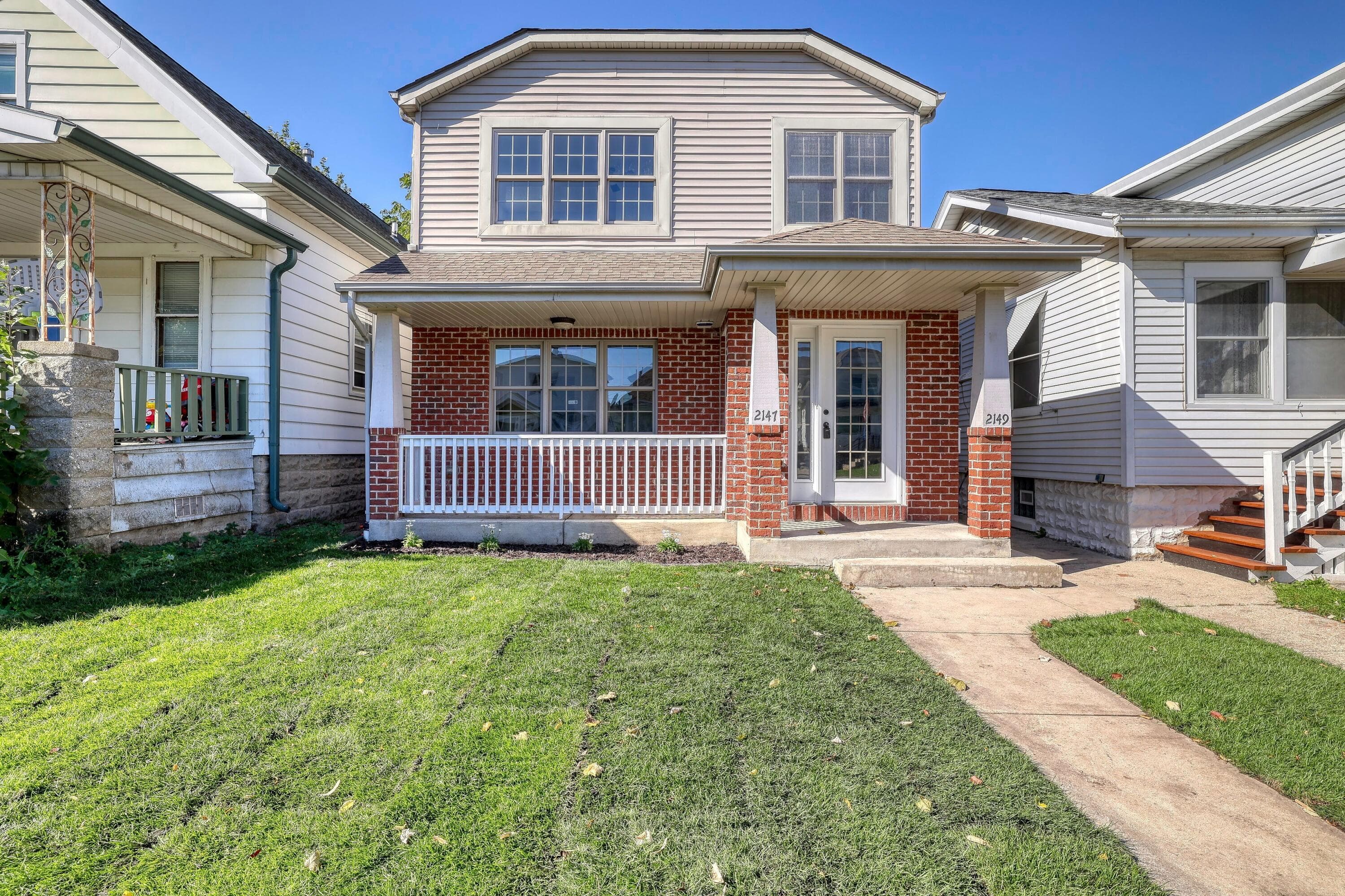 2147 S 72nd St, West Allis, Wisconsin, 53219