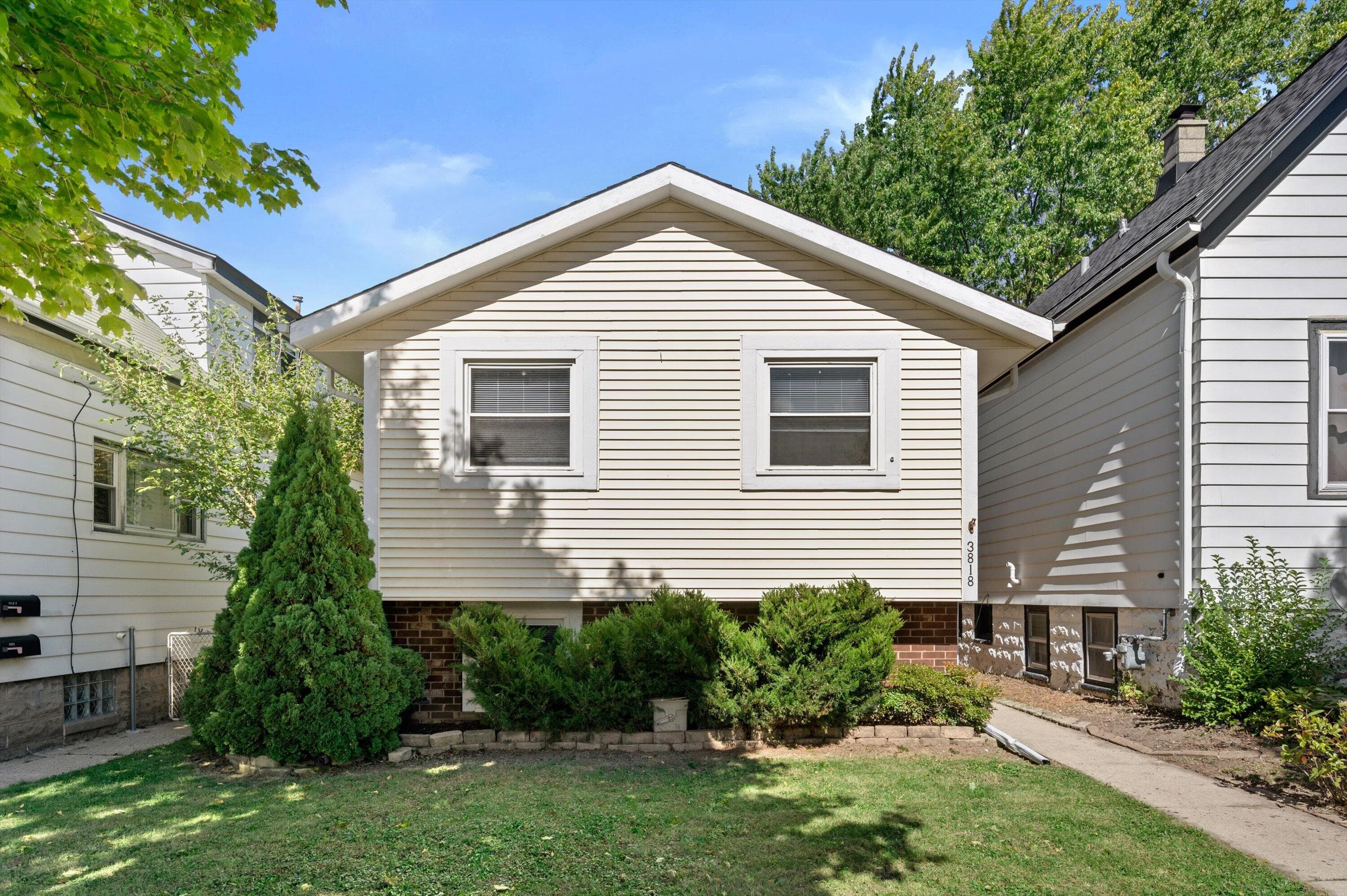 3818 E Underwood Ave, Cudahy, Wisconsin, 53110