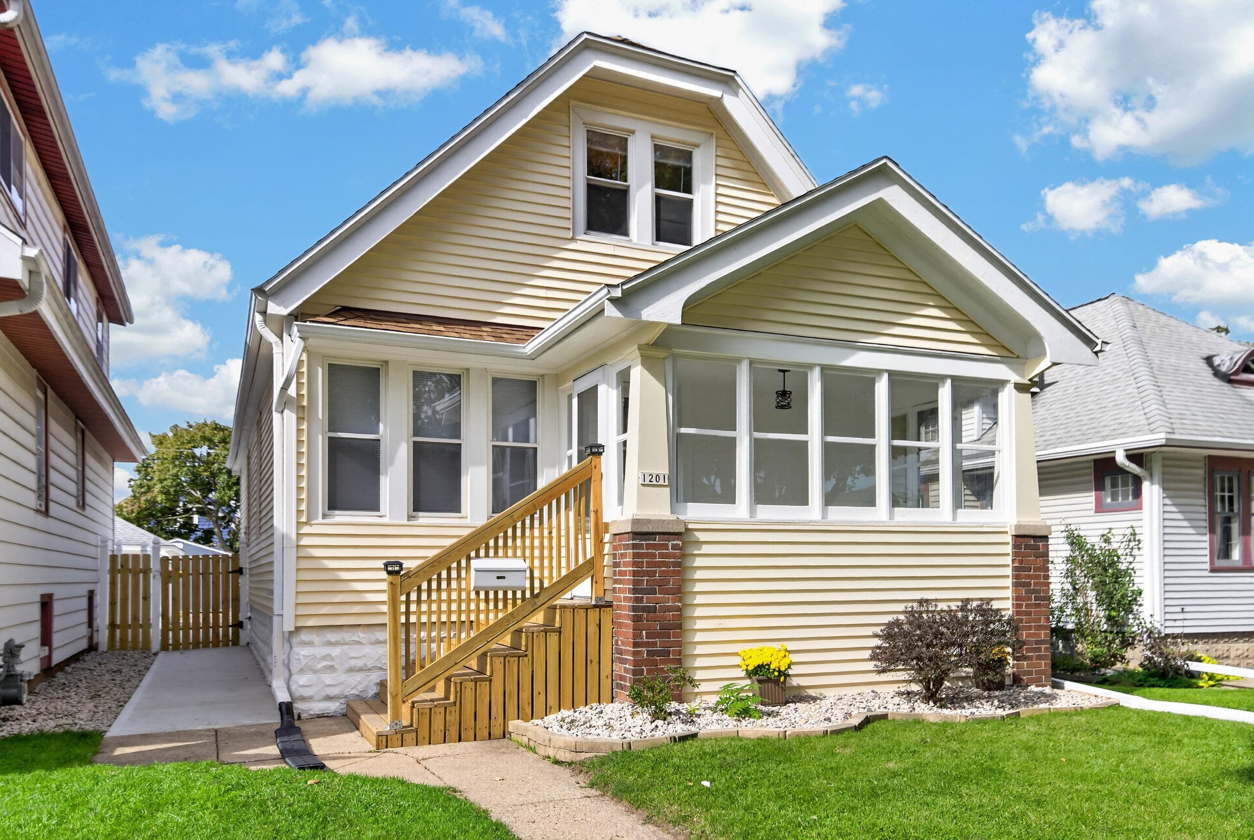 1201 S 75th St, West Allis, Wisconsin, 53214