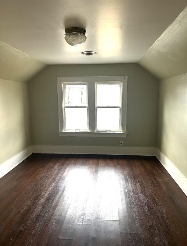 2124 S 71st St, West Allis, 53219