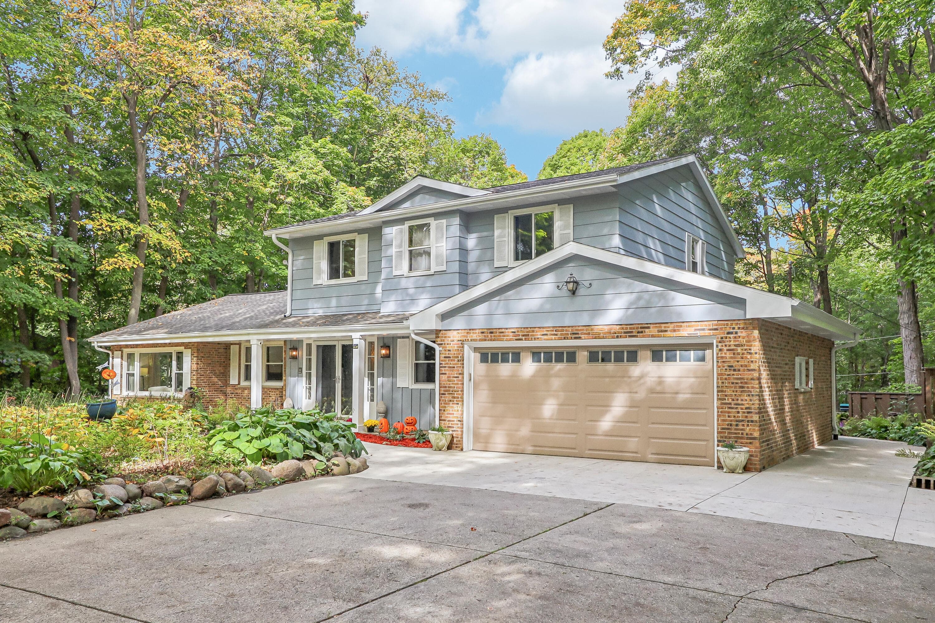 8480 W Edgerton Ave, Greendale, Wisconsin, 53129