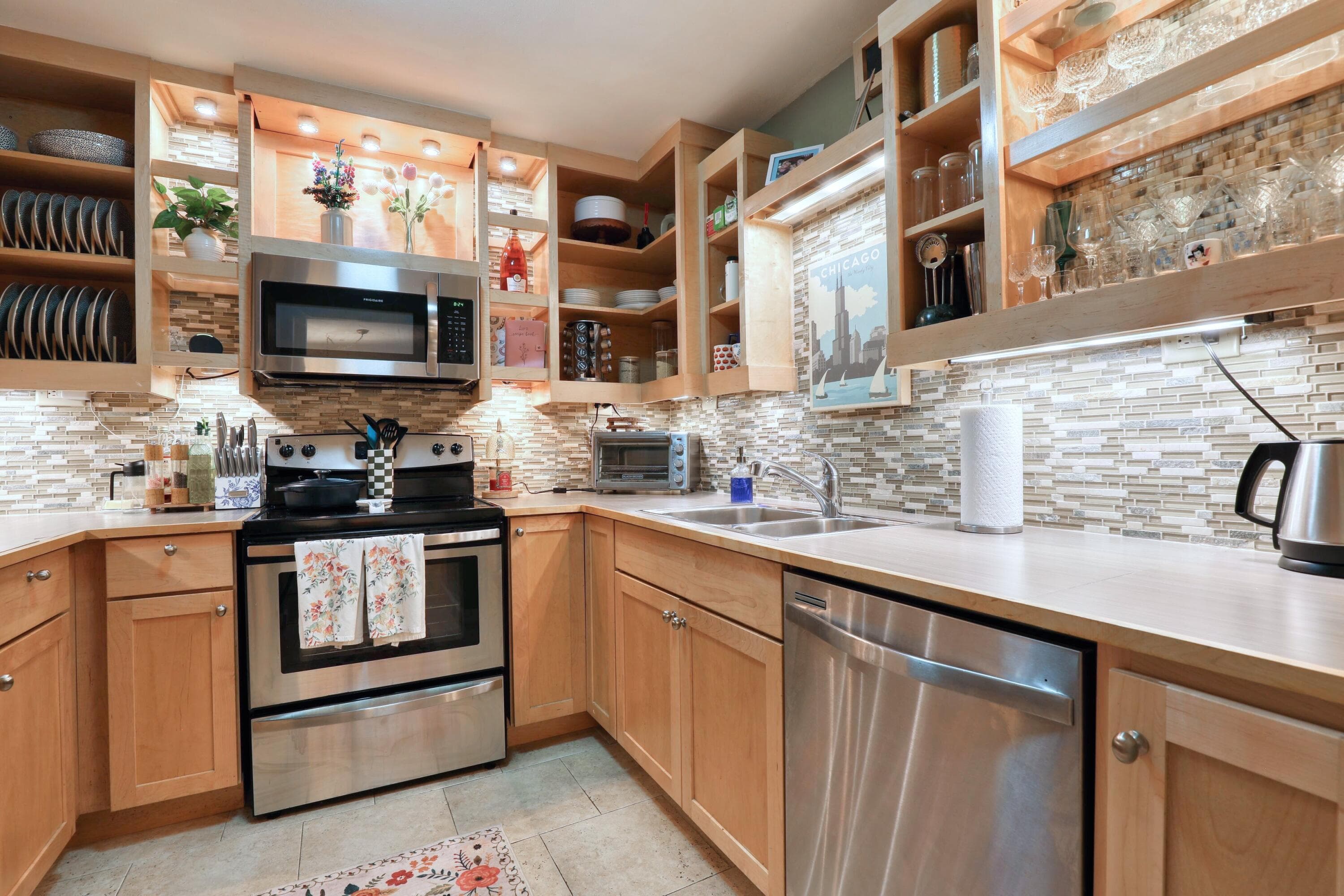 5200 S Tuckaway Blvd, Greenfield, Wisconsin, 53221