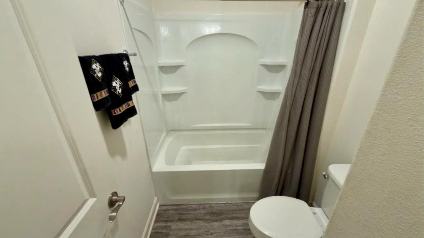 Photo 16
