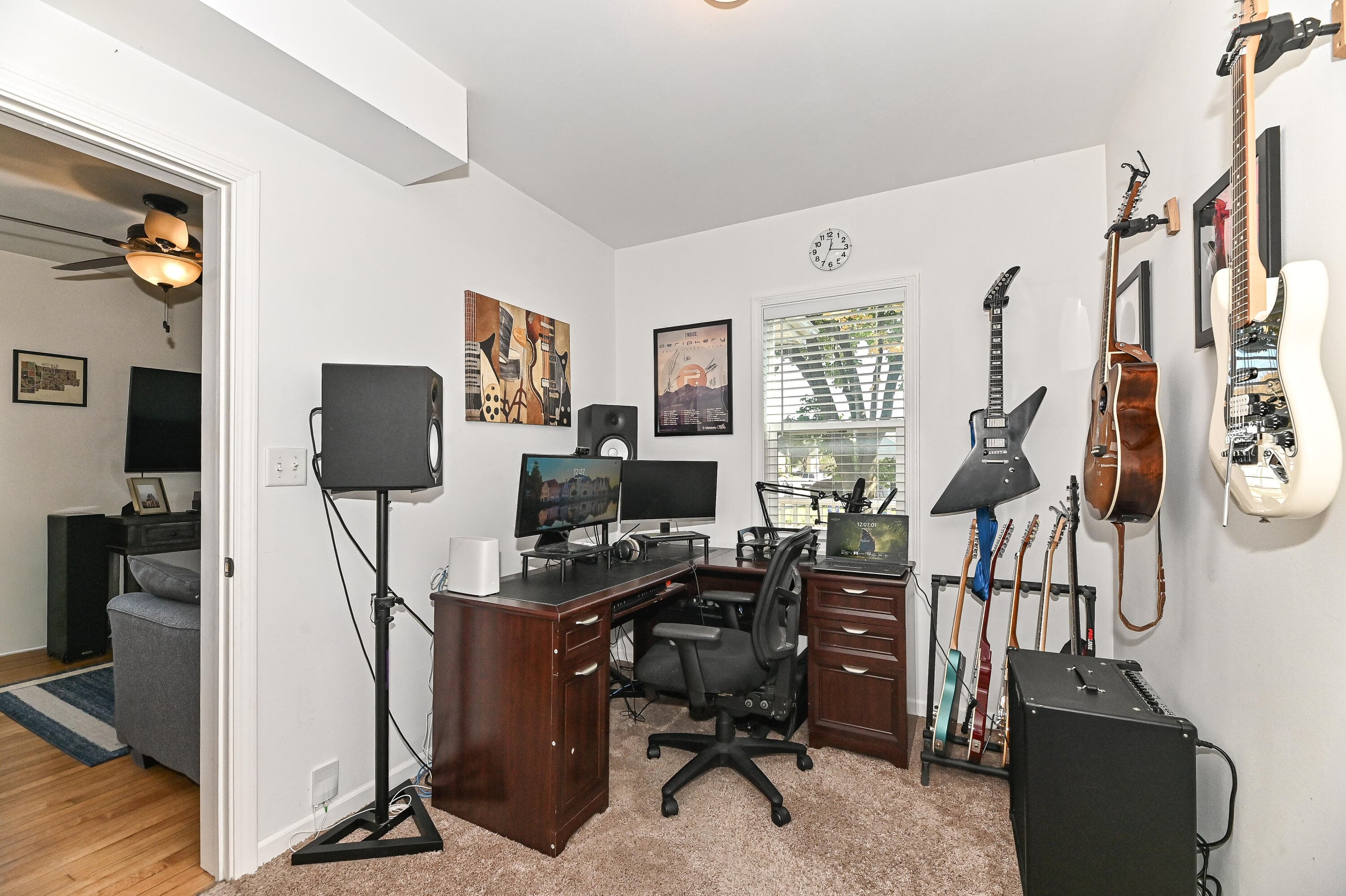 Photo 23