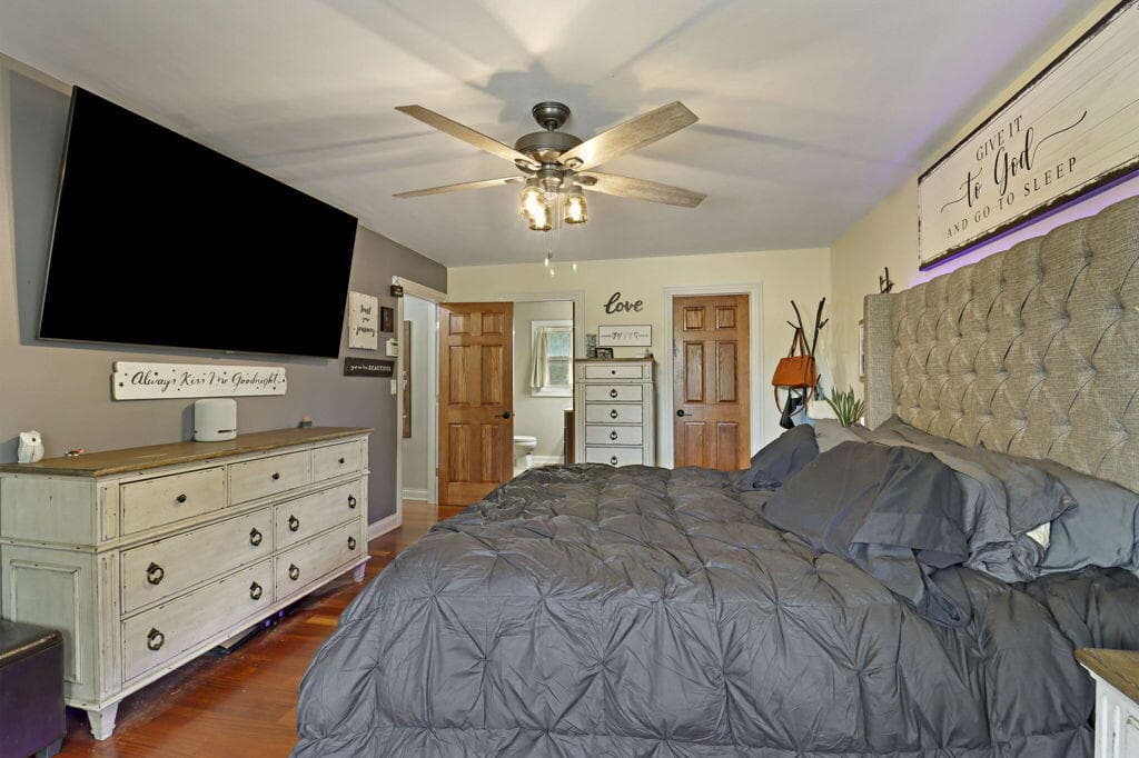 Photo 21