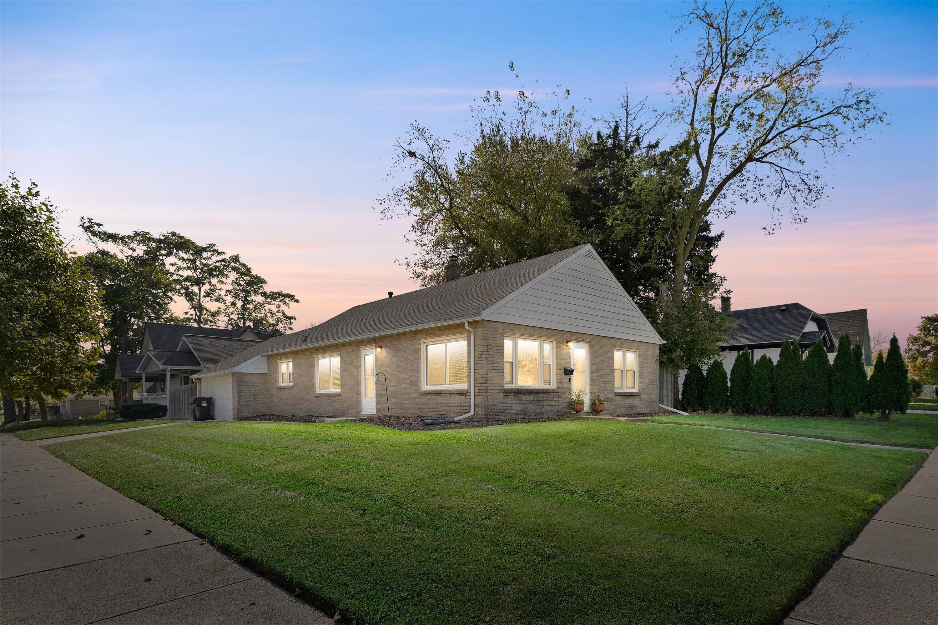 4001 Olive St, Racine, Wisconsin, 53405