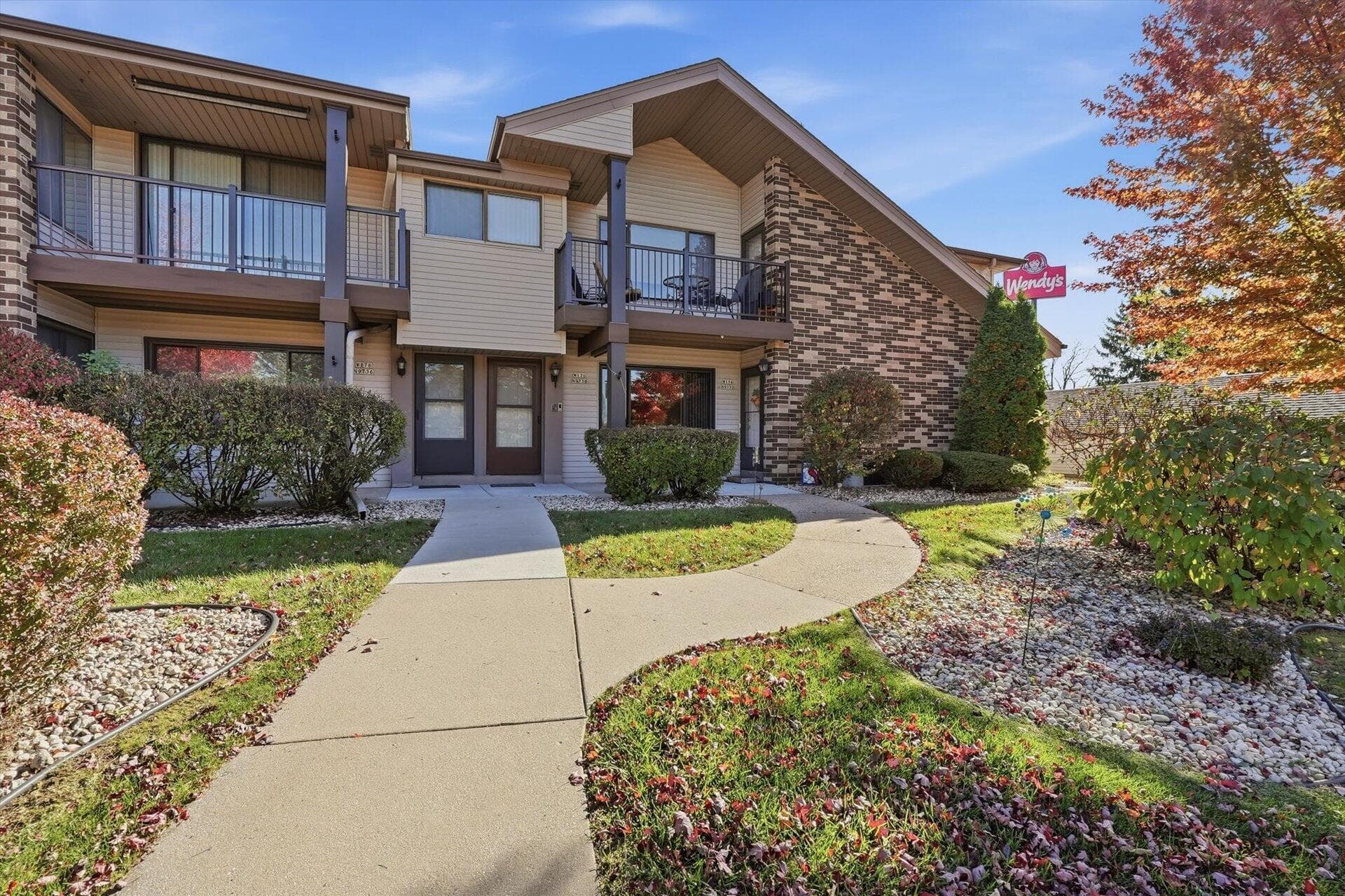 W176N9732 Riversbend Cir, Germantown, Wisconsin, 53022