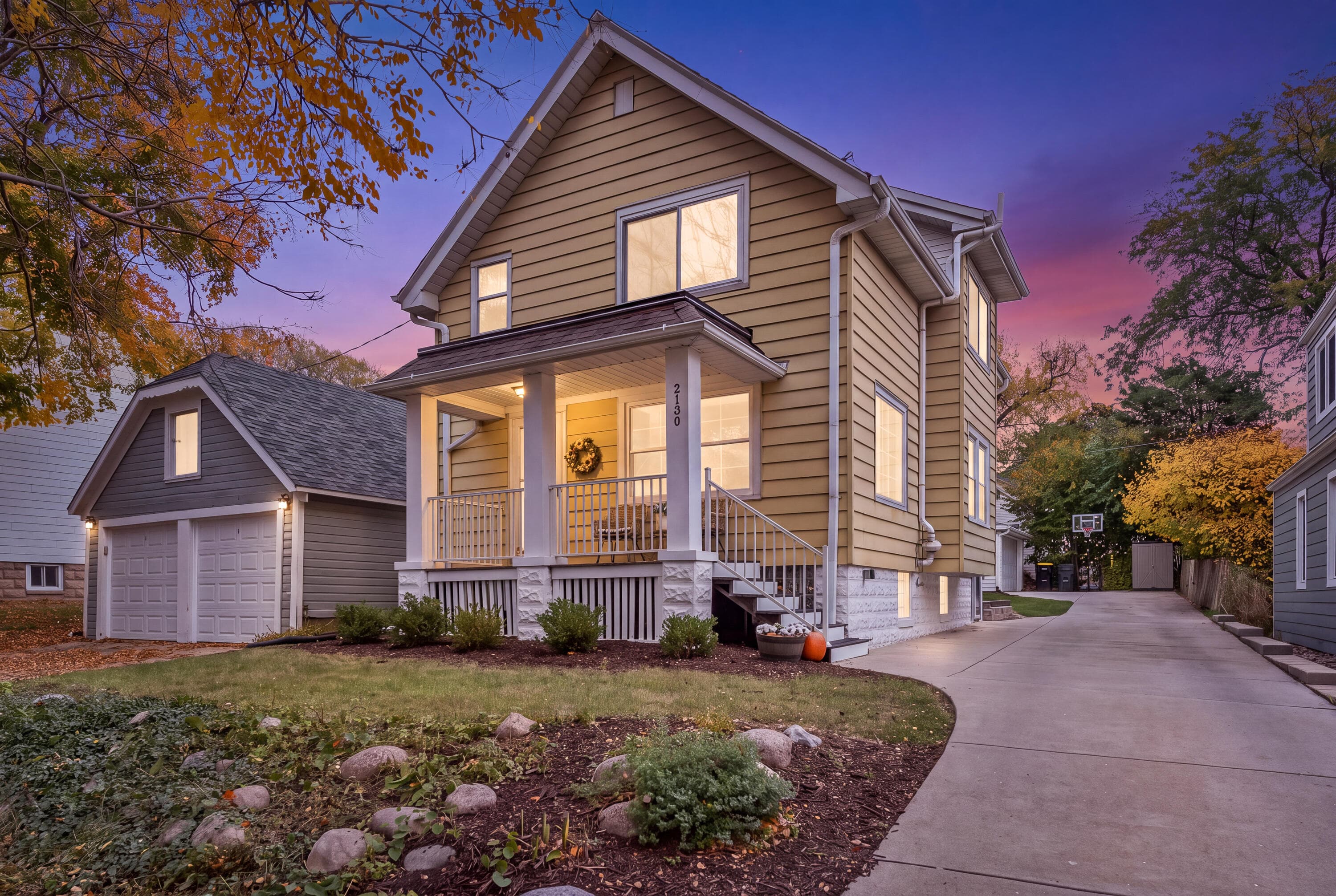 2130 N 85th St, Wauwatosa, Wisconsin, 53226