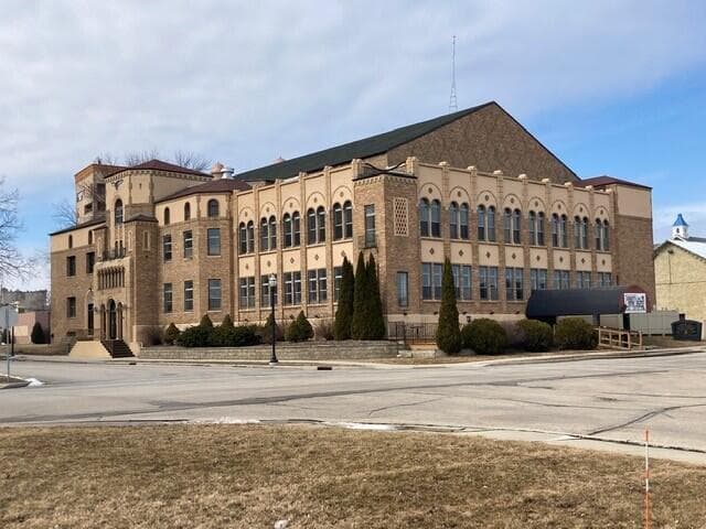 302 58th St, Kenosha, Wisconsin, 53140
