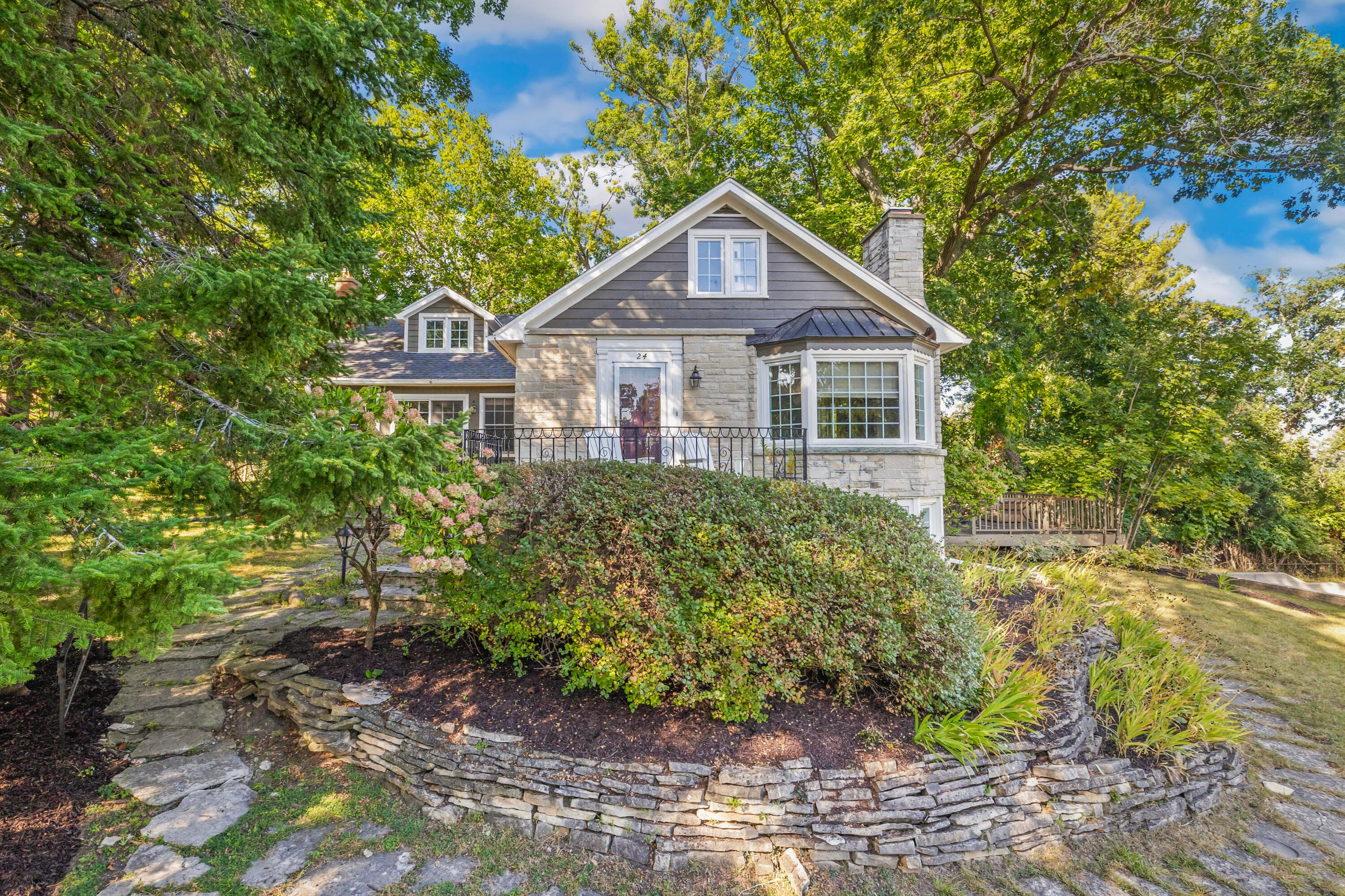 24 Upper Loch Vista Dr, Williams Bay, Wisconsin, 53191