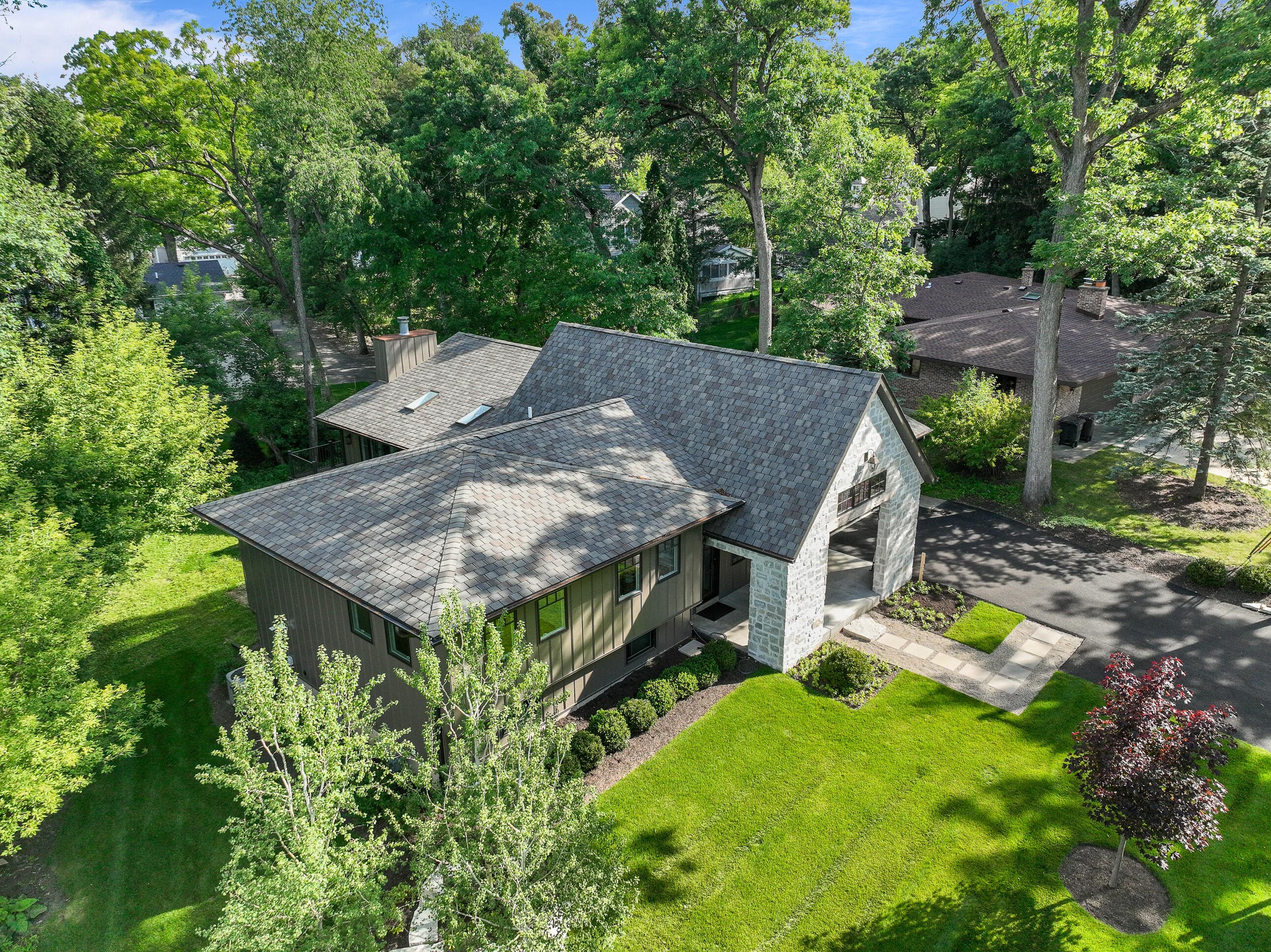 853 Sauganash Dr, Fontana, Wisconsin, 53125